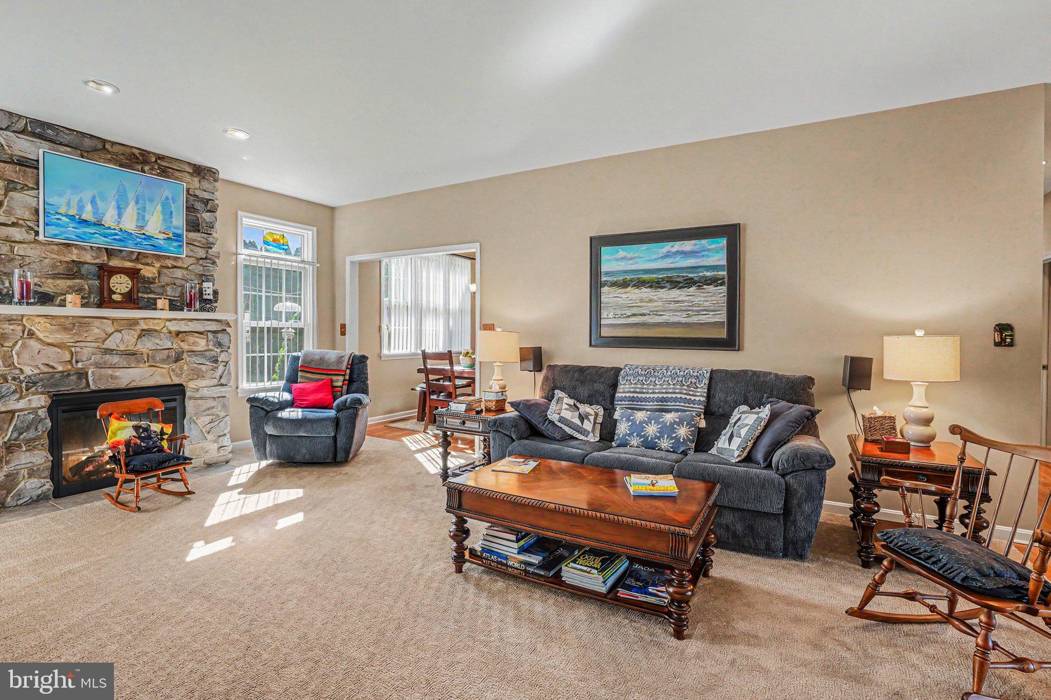 4 GOLF COURT