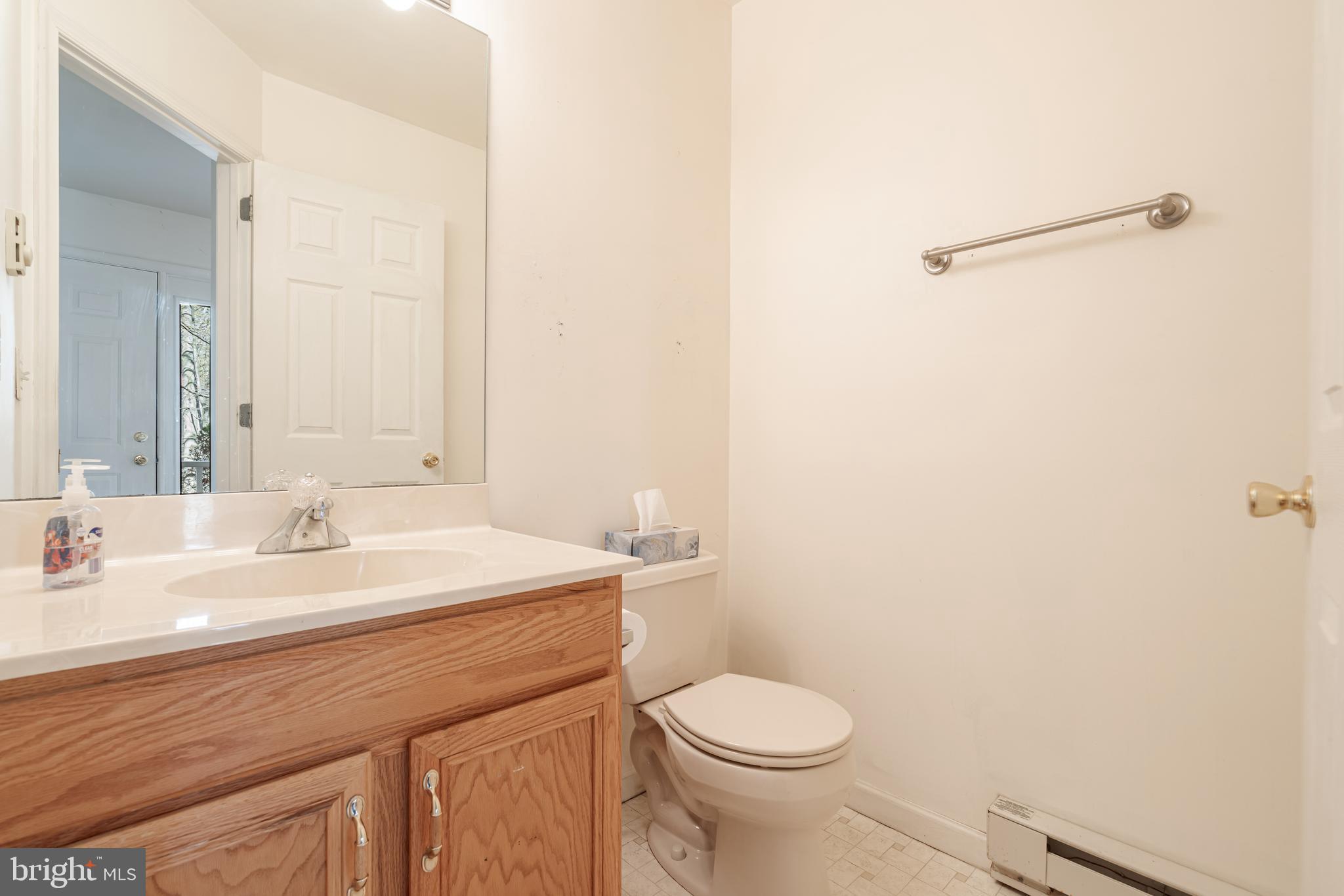 ARROWHEAD  LAKES - Residential