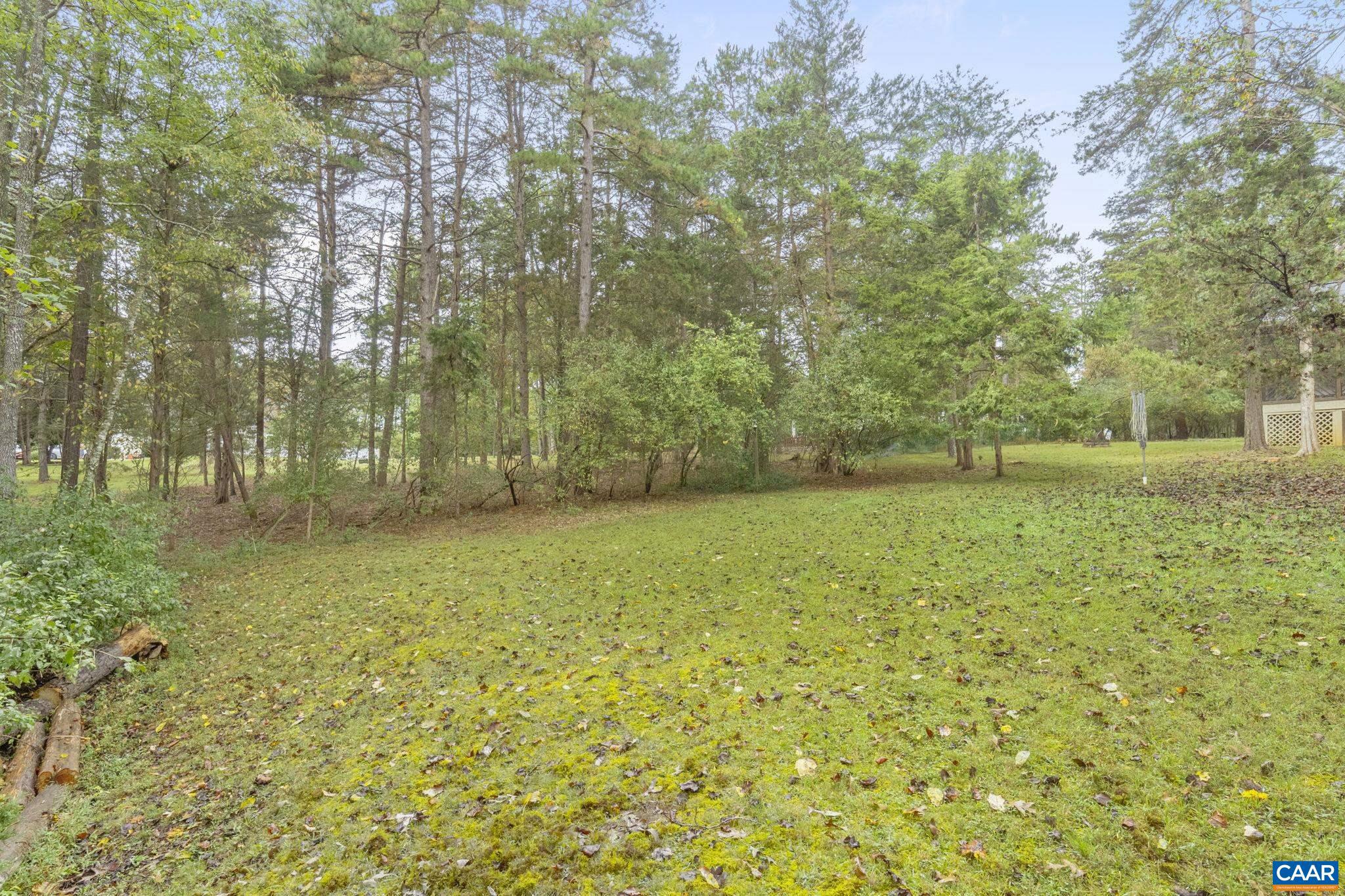 LAKE MONTICELLO - Residential