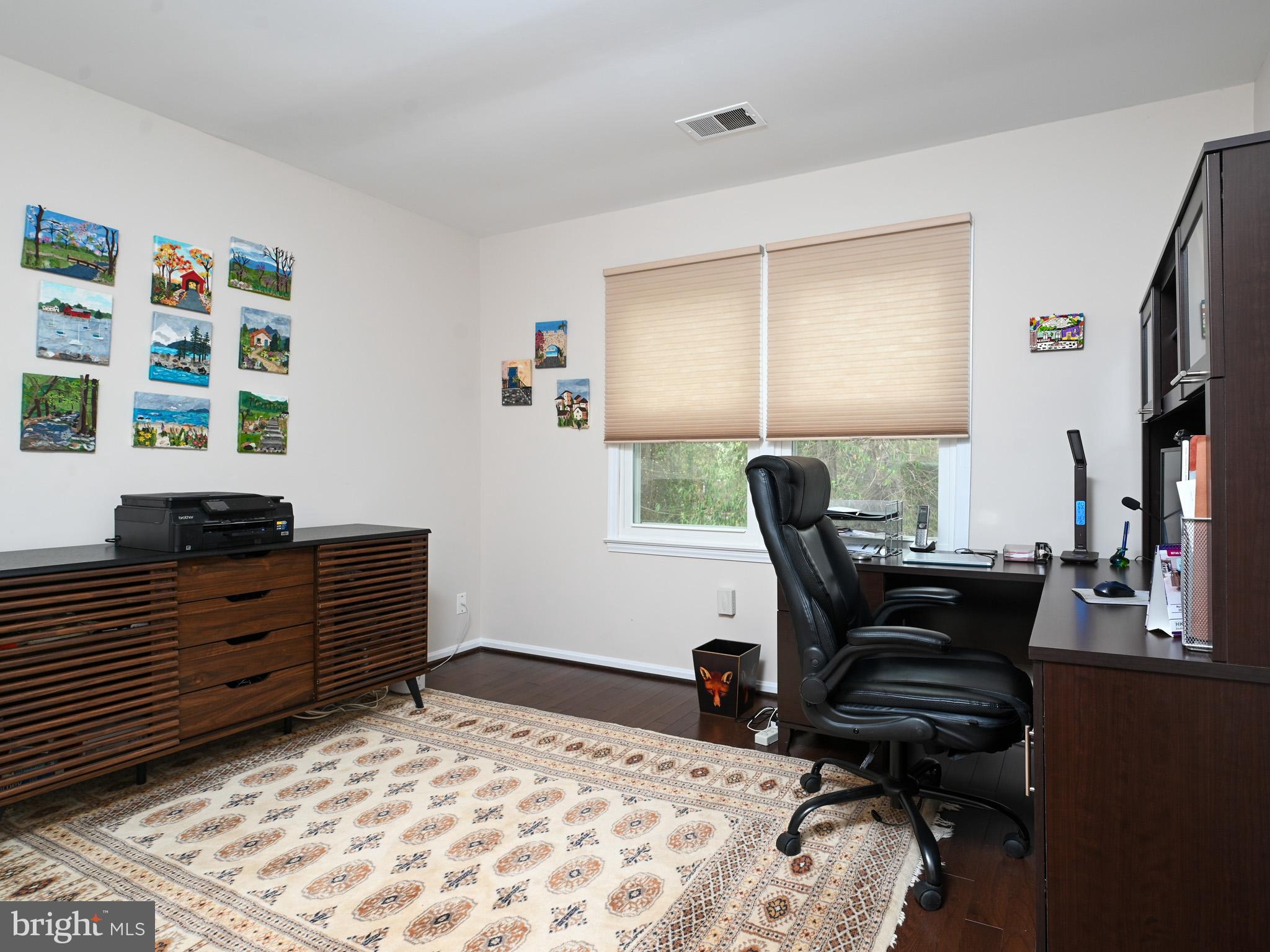 VIENNA OAKS - Residential