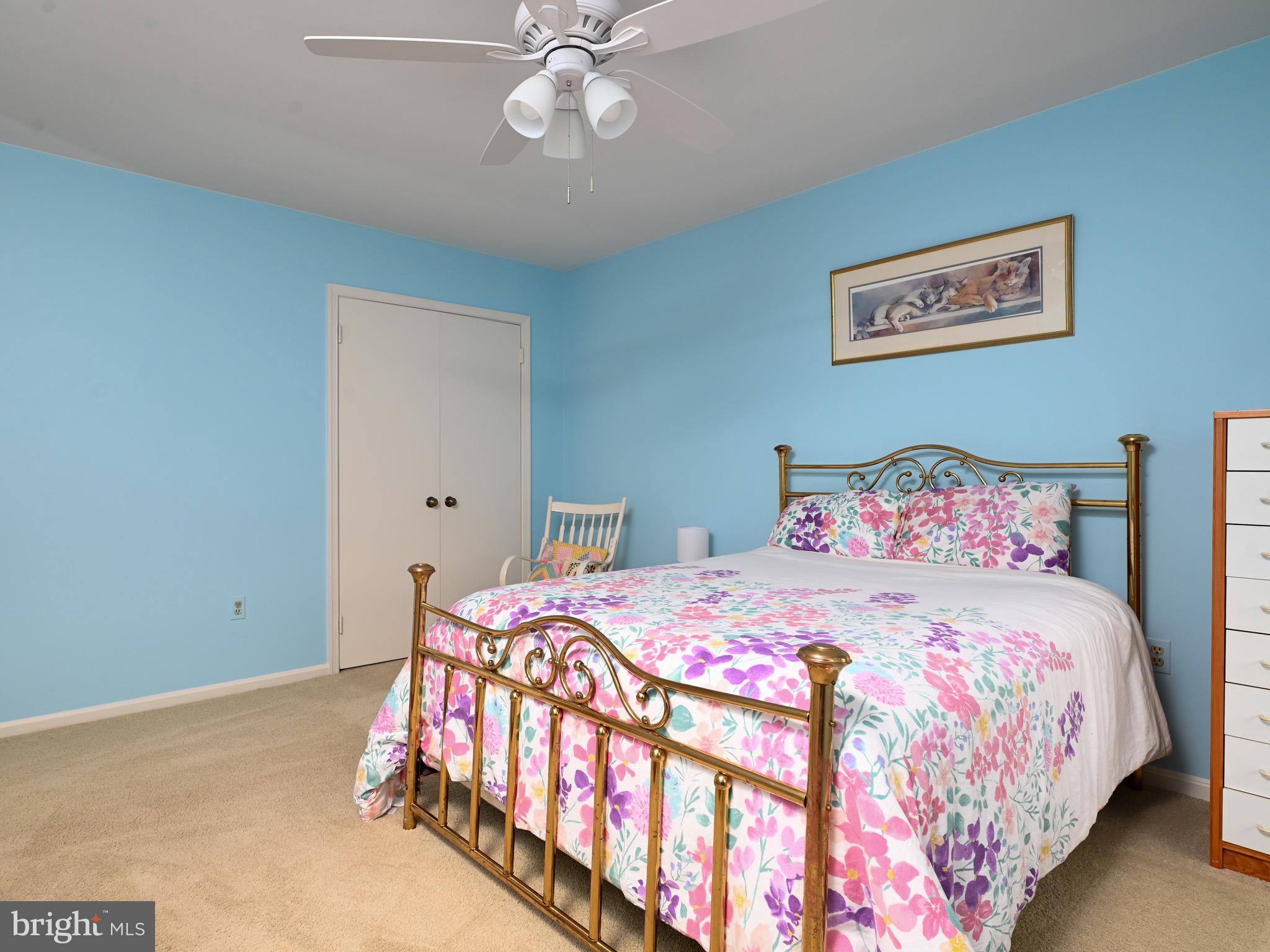 VIENNA OAKS - Residential