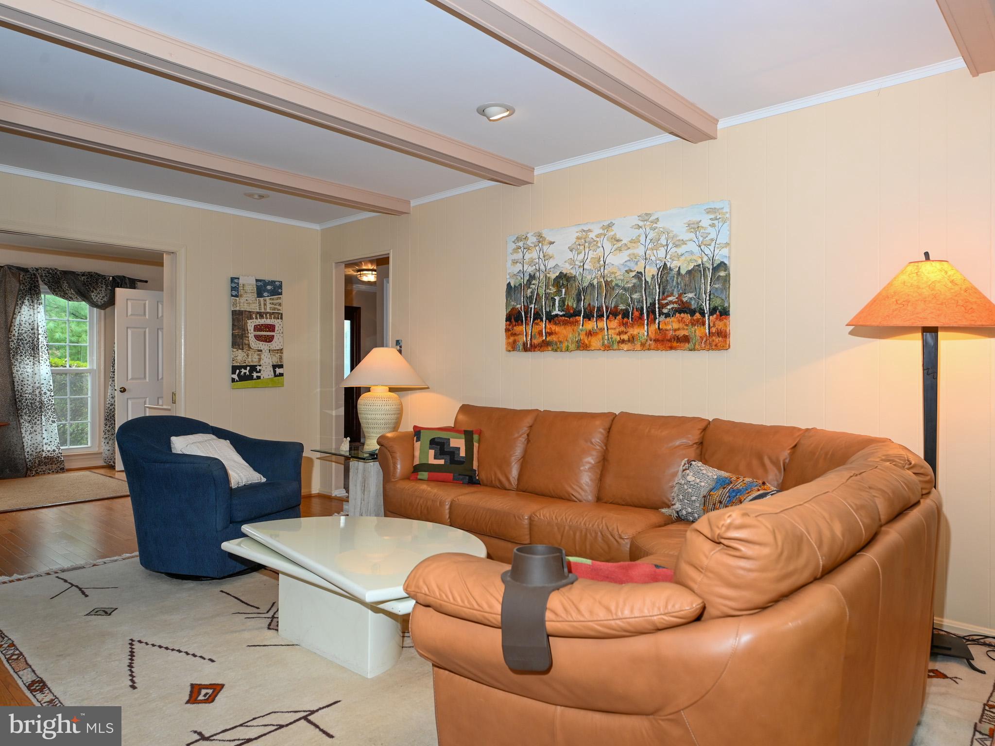 VIENNA OAKS - Residential