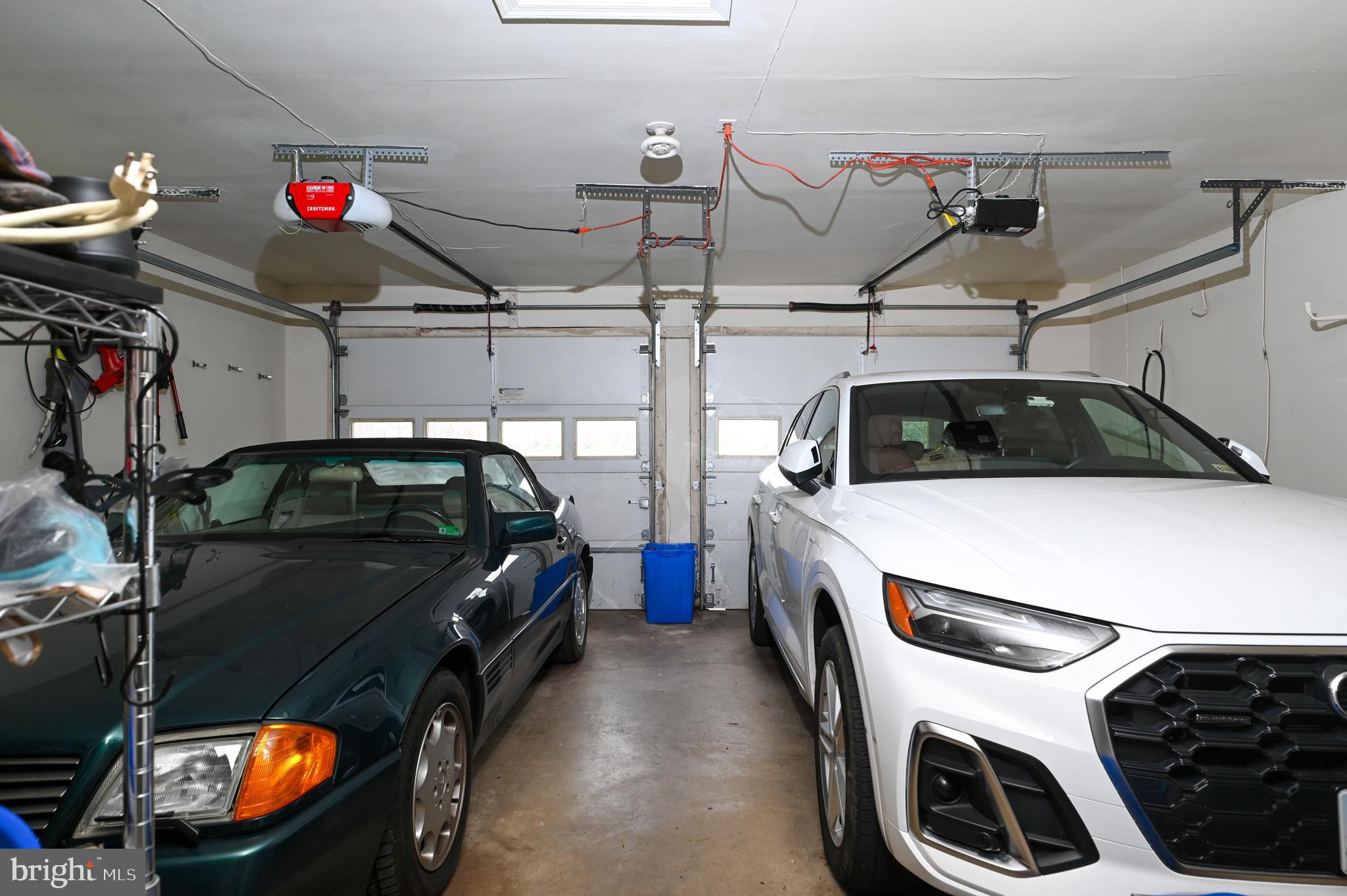 VIENNA OAKS - Residential