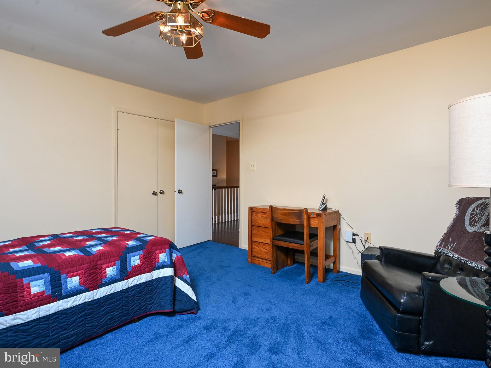 VIENNA OAKS - Residential