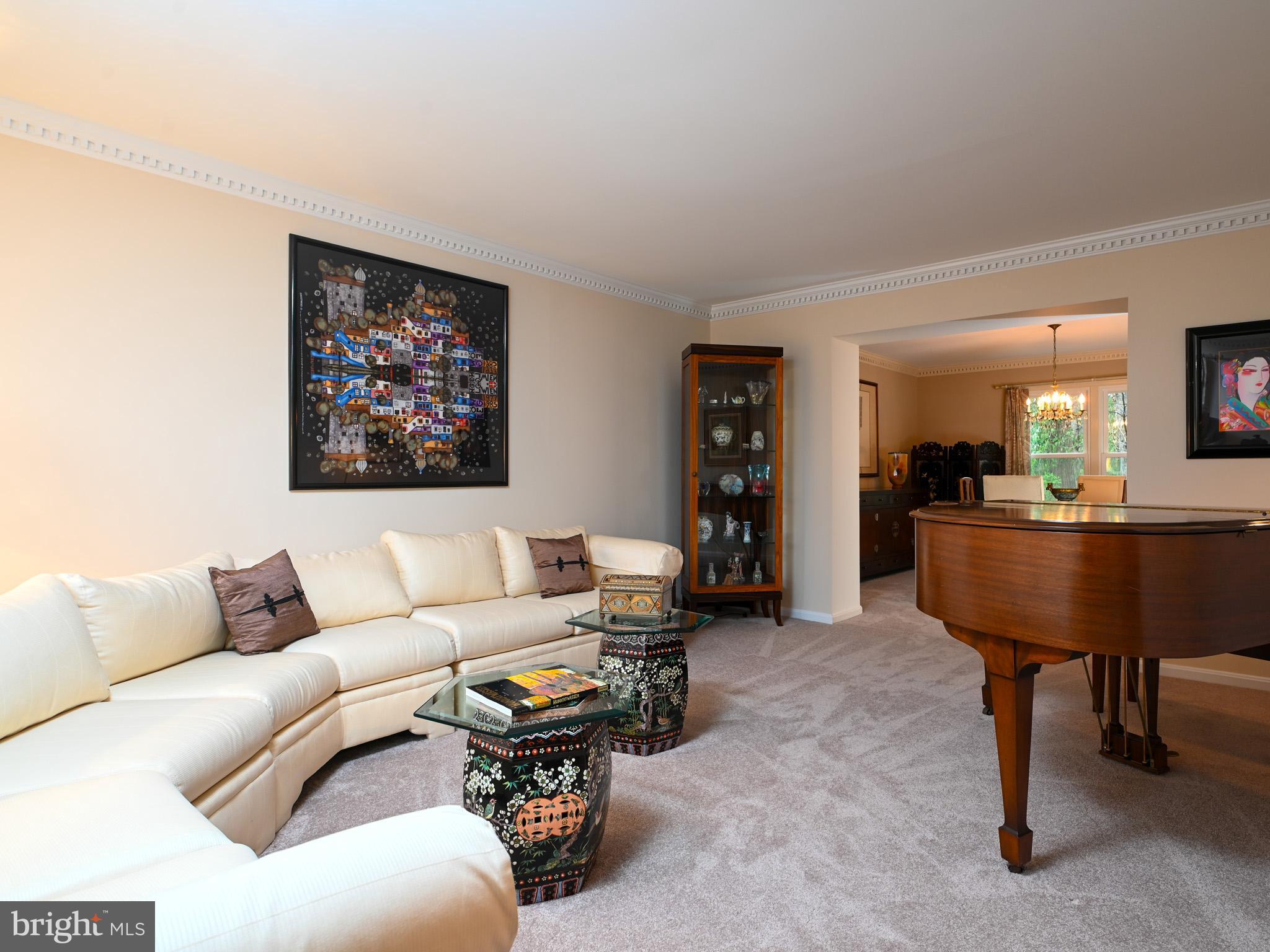 VIENNA OAKS - Residential