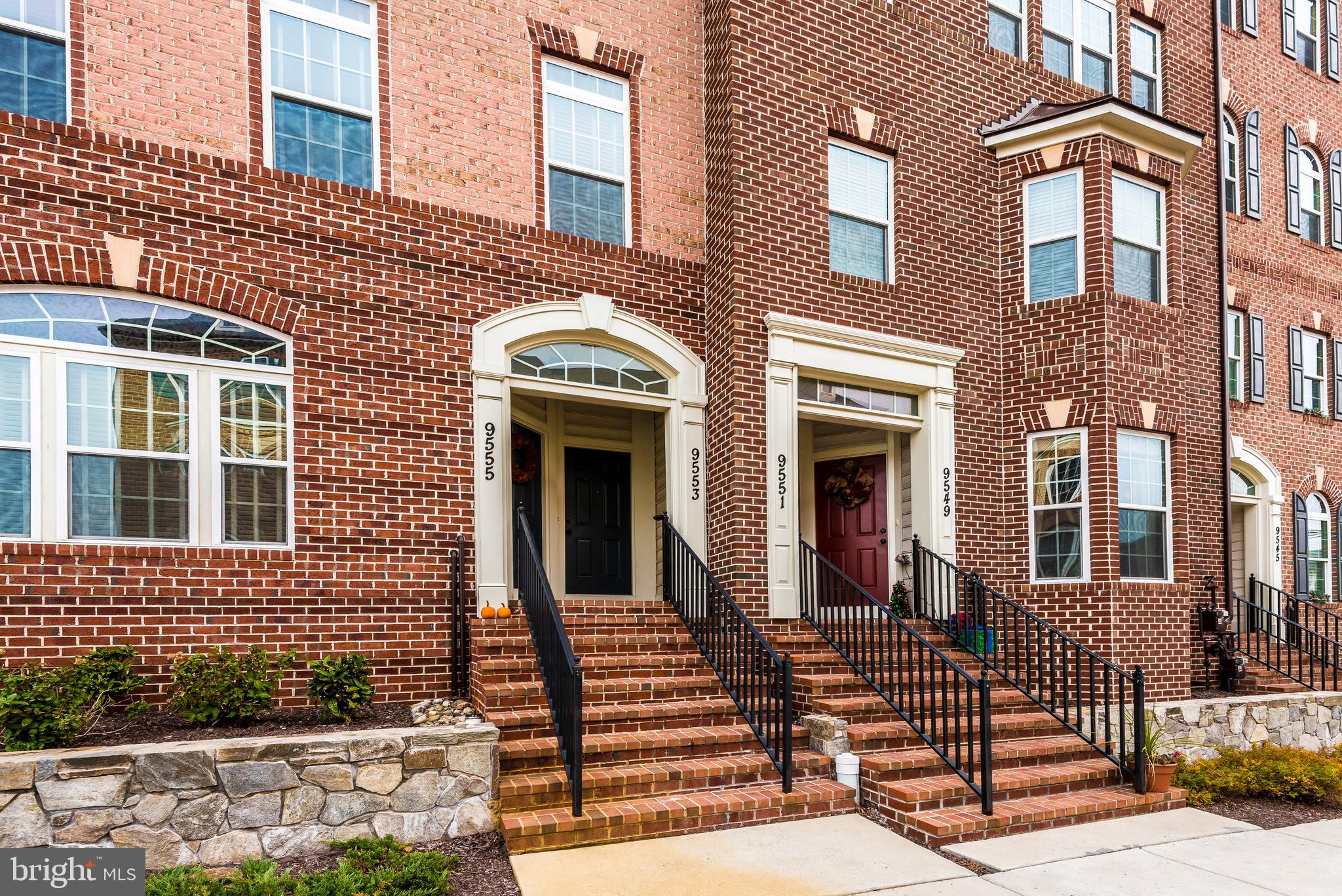 VILLAGES OF URBANA - Residential Lease