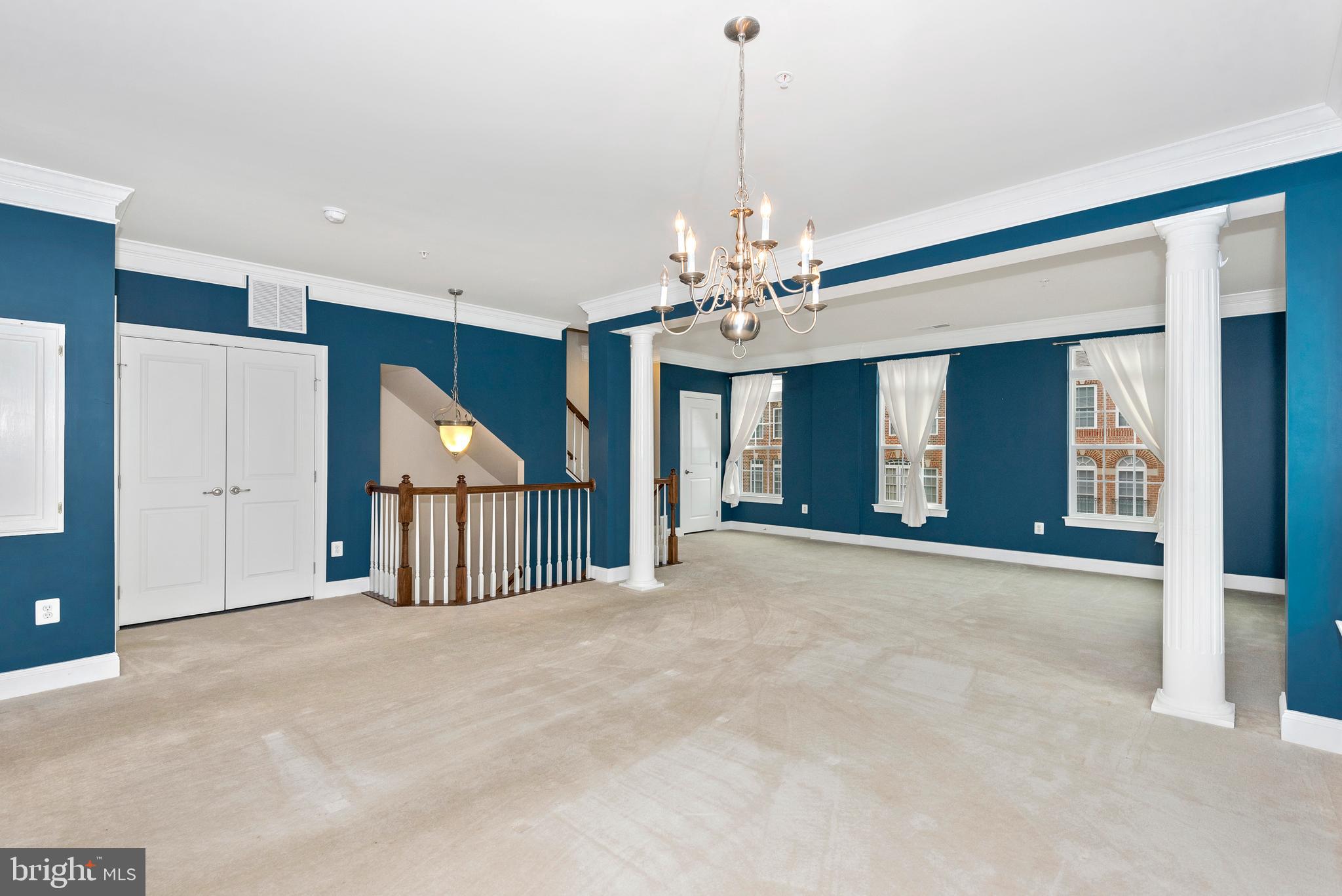 VILLAGES OF URBANA - Residential Lease