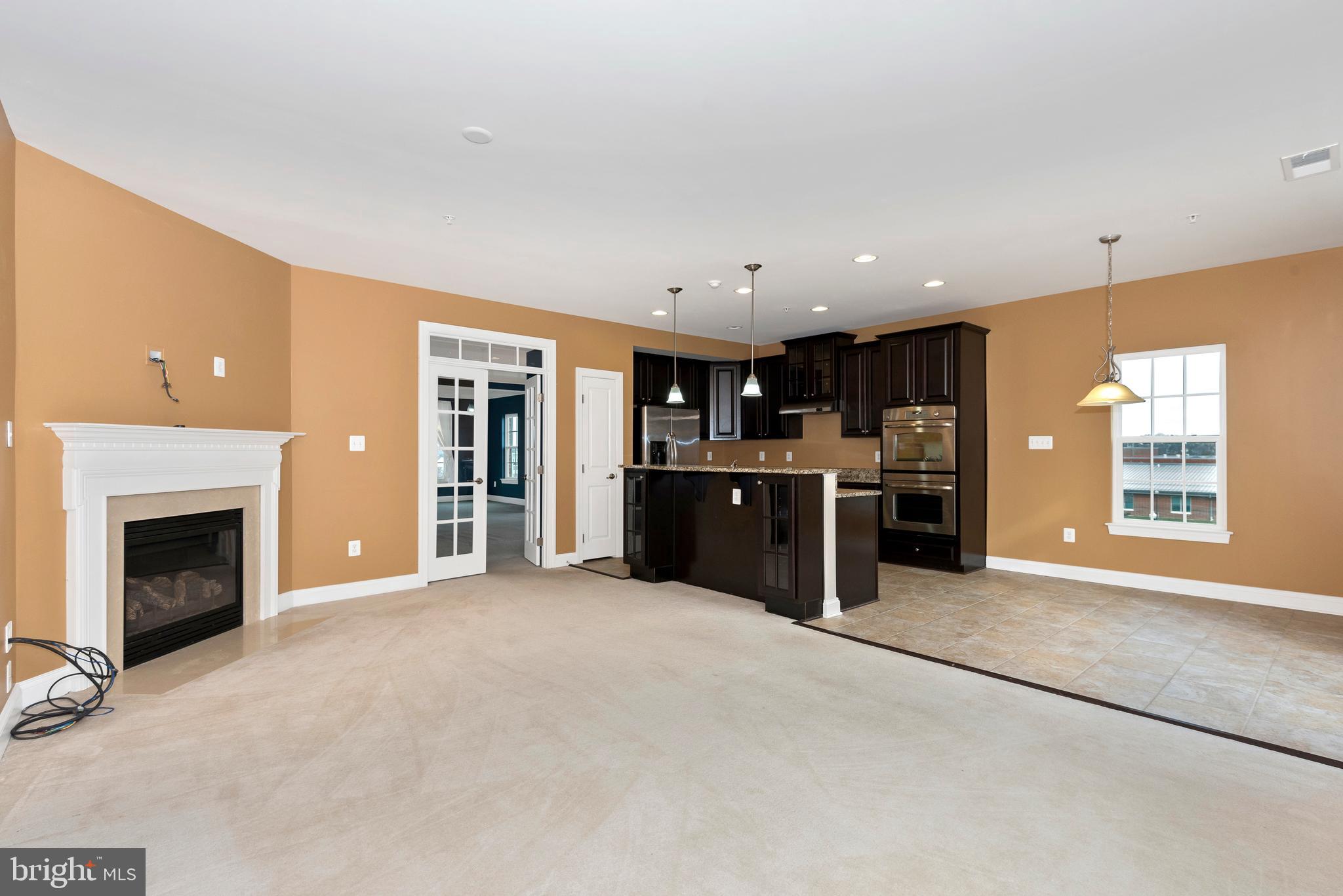 VILLAGES OF URBANA - Residential Lease