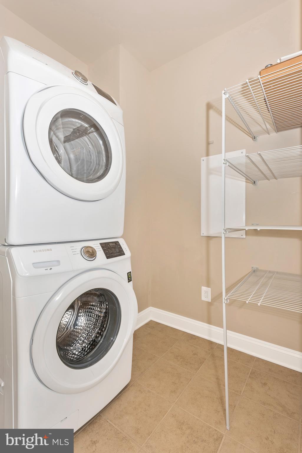 VILLAGES OF URBANA - Residential Lease