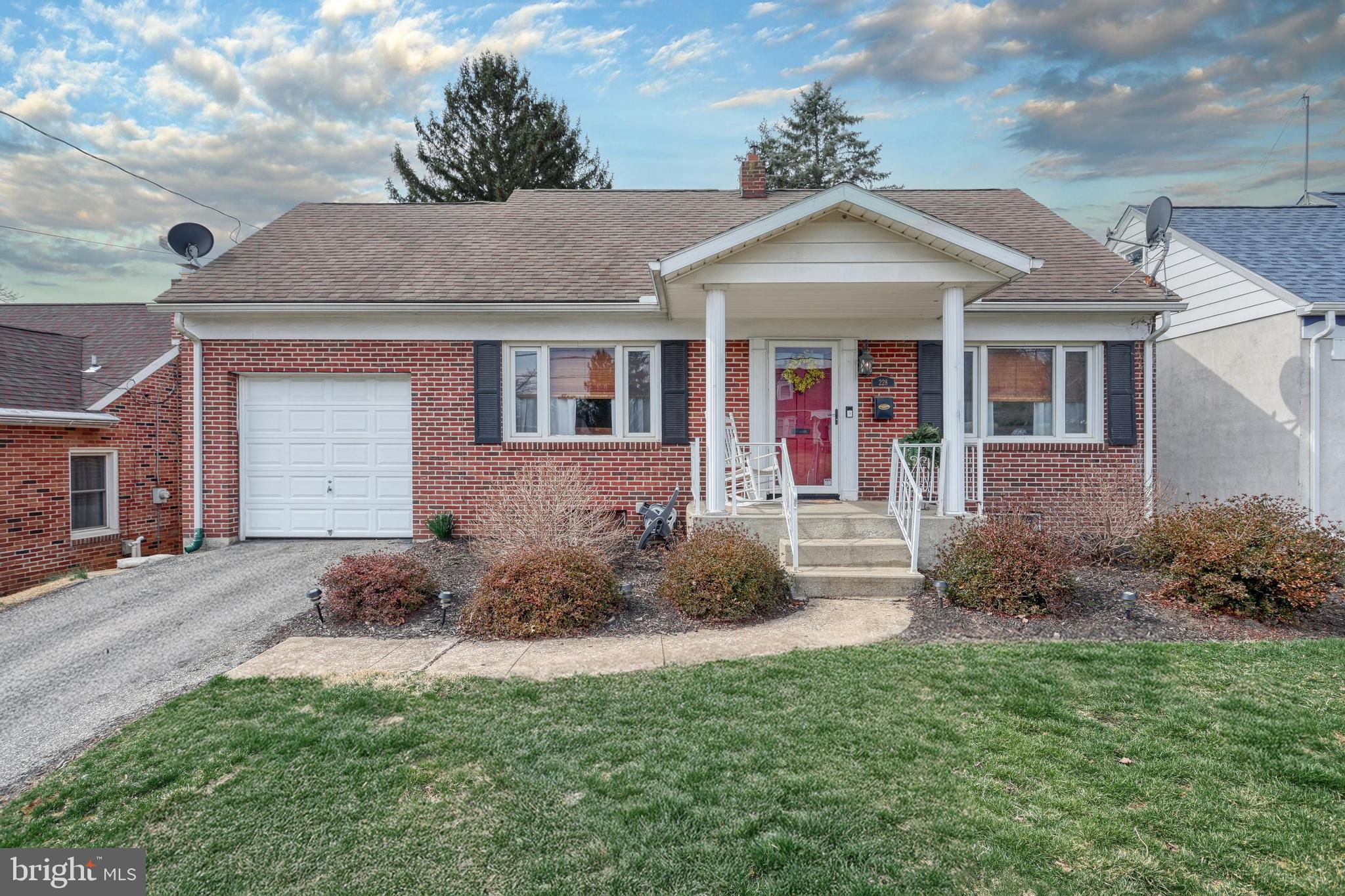 WEST MANCHESTER TWP - Residential