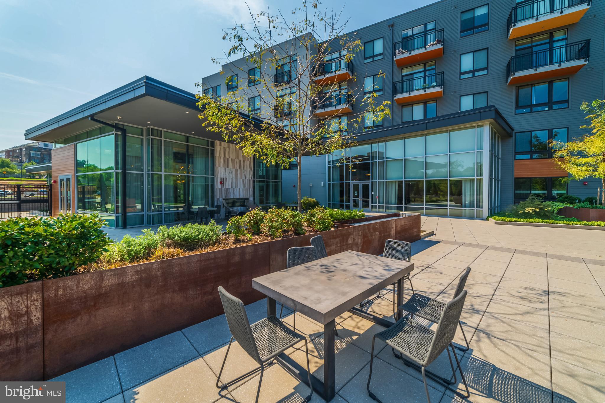 NATIONAL HARBOR - Residential Lease