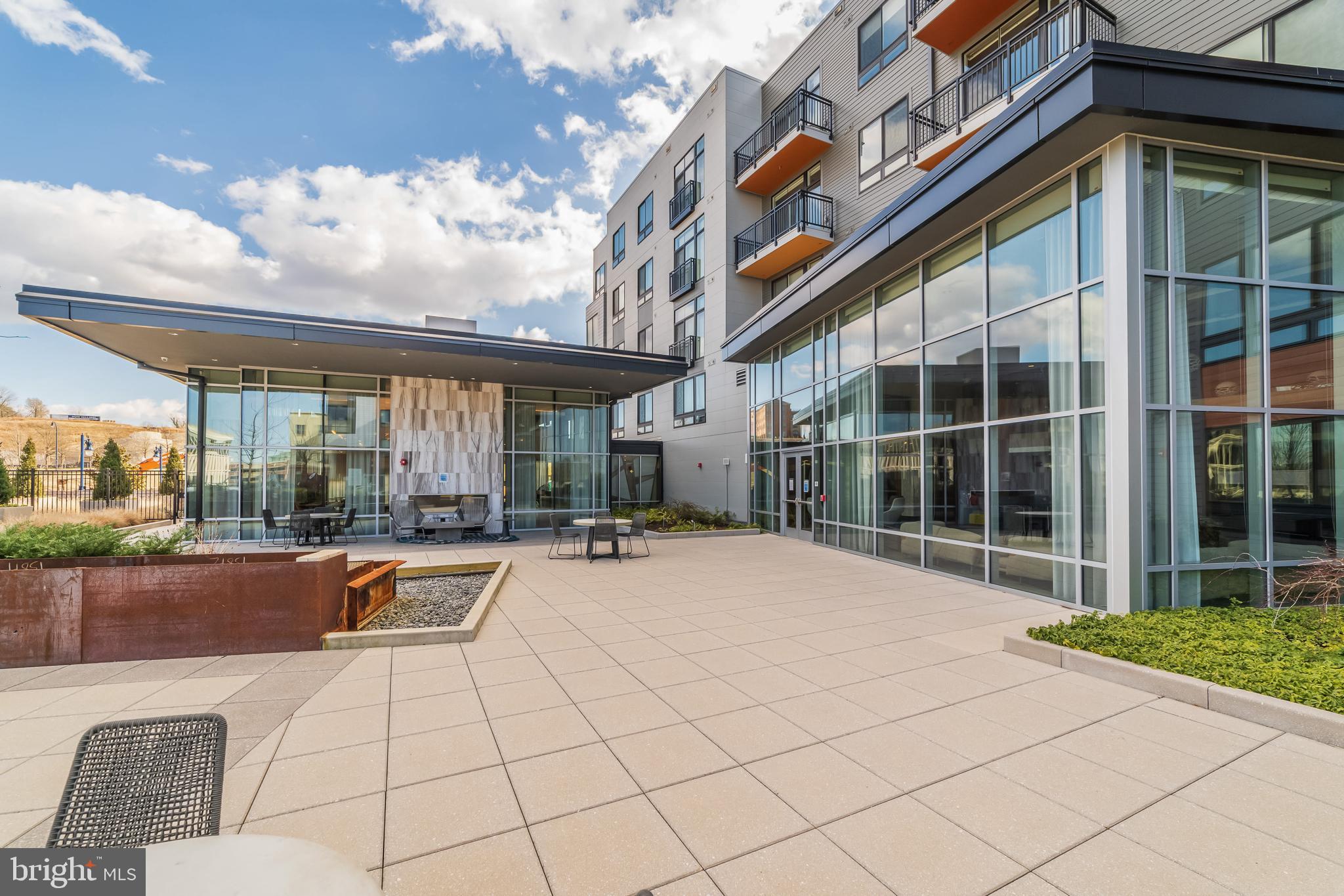 NATIONAL HARBOR - Residential Lease