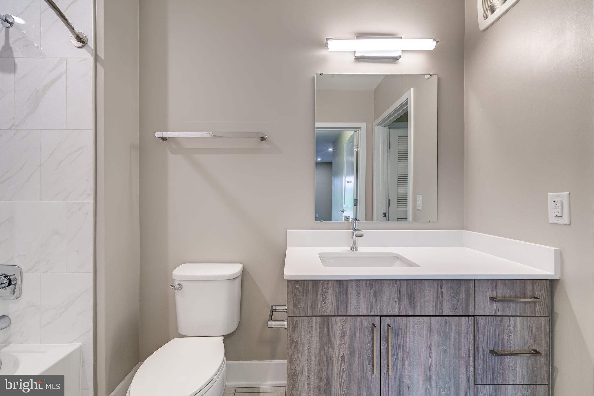 NATIONAL HARBOR - Residential Lease