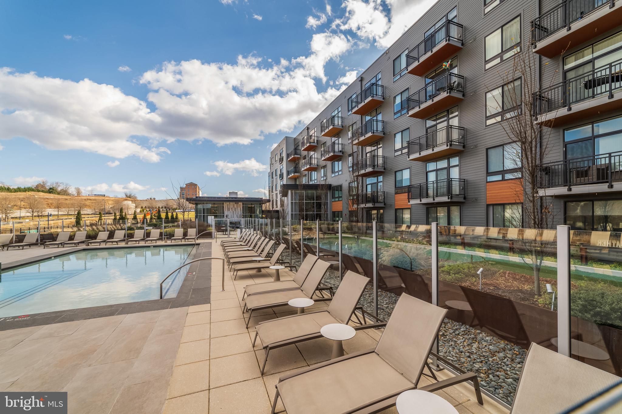 NATIONAL HARBOR - Residential Lease