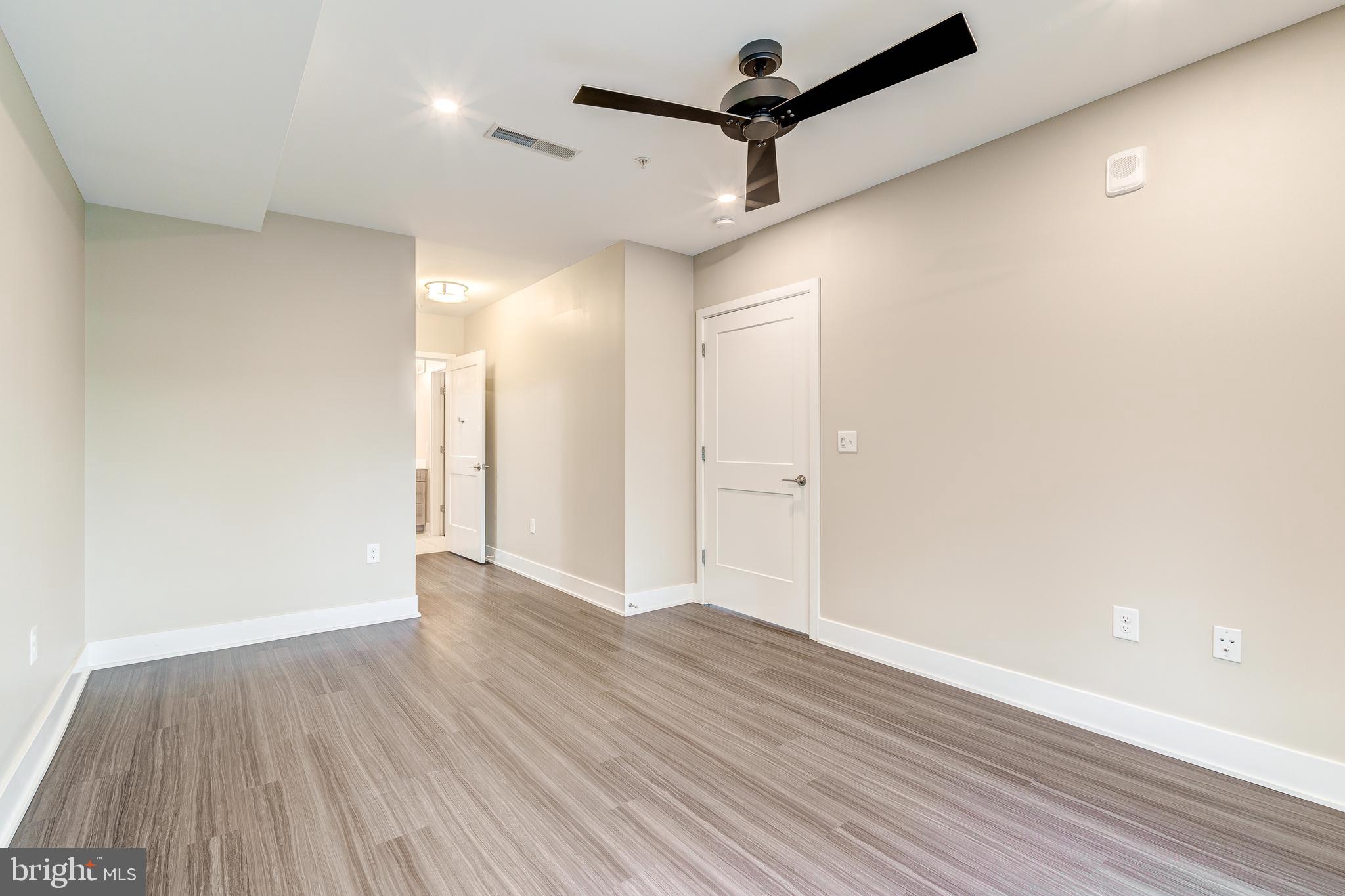 NATIONAL HARBOR - Residential Lease