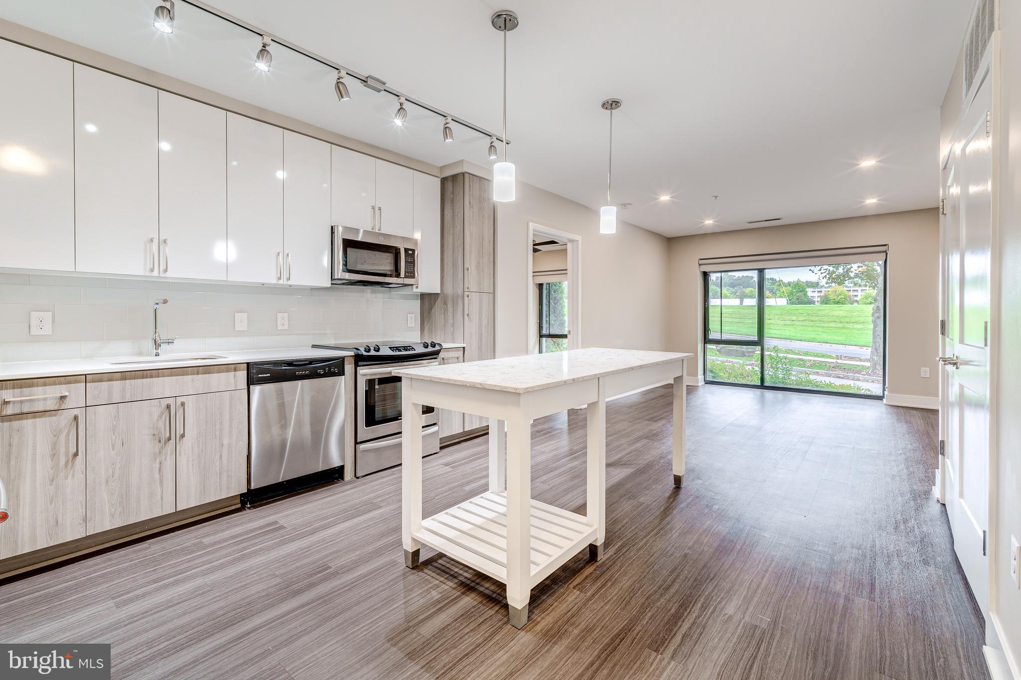 NATIONAL HARBOR - Residential Lease