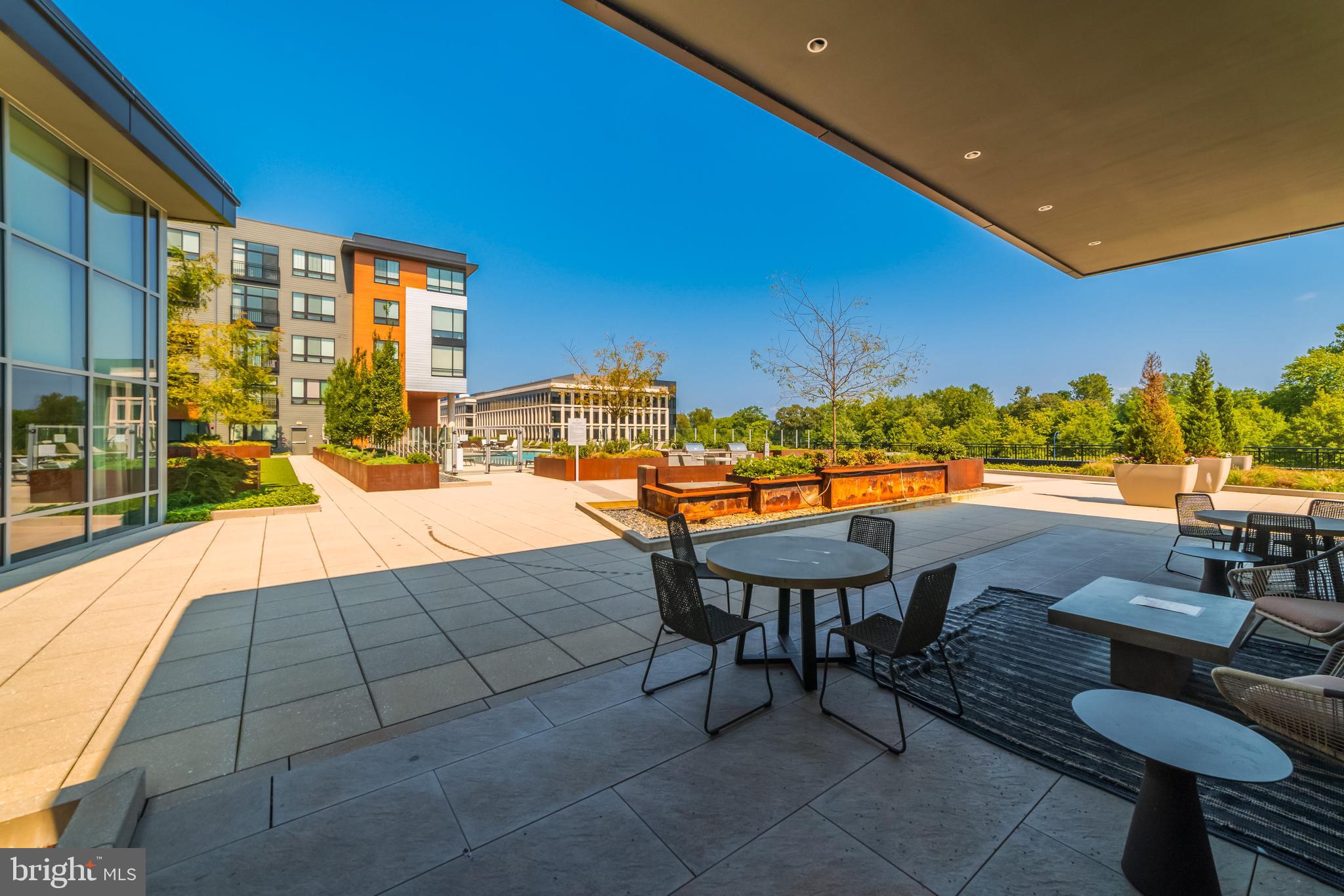 NATIONAL HARBOR - Residential Lease