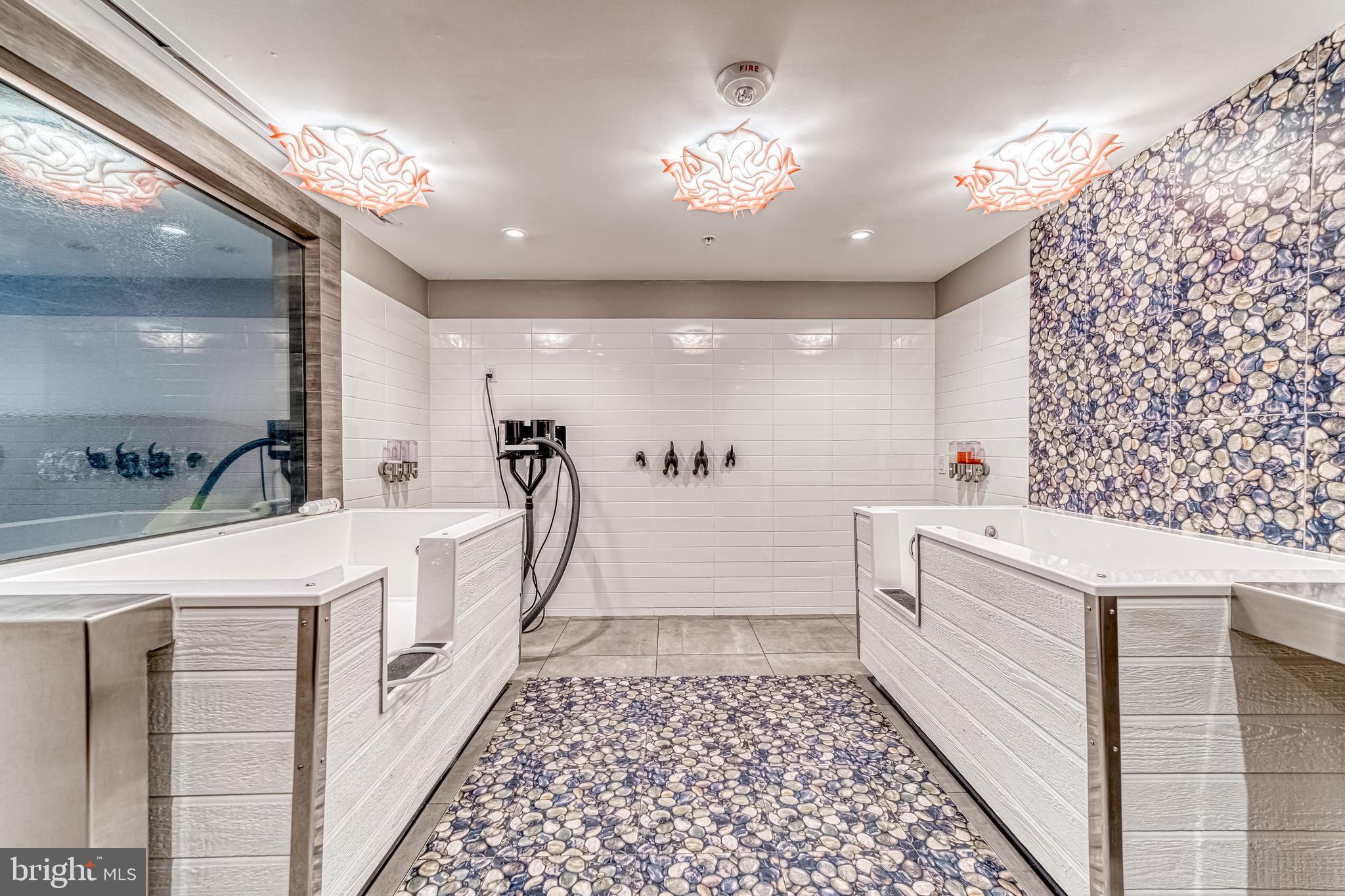 NATIONAL HARBOR - Residential Lease