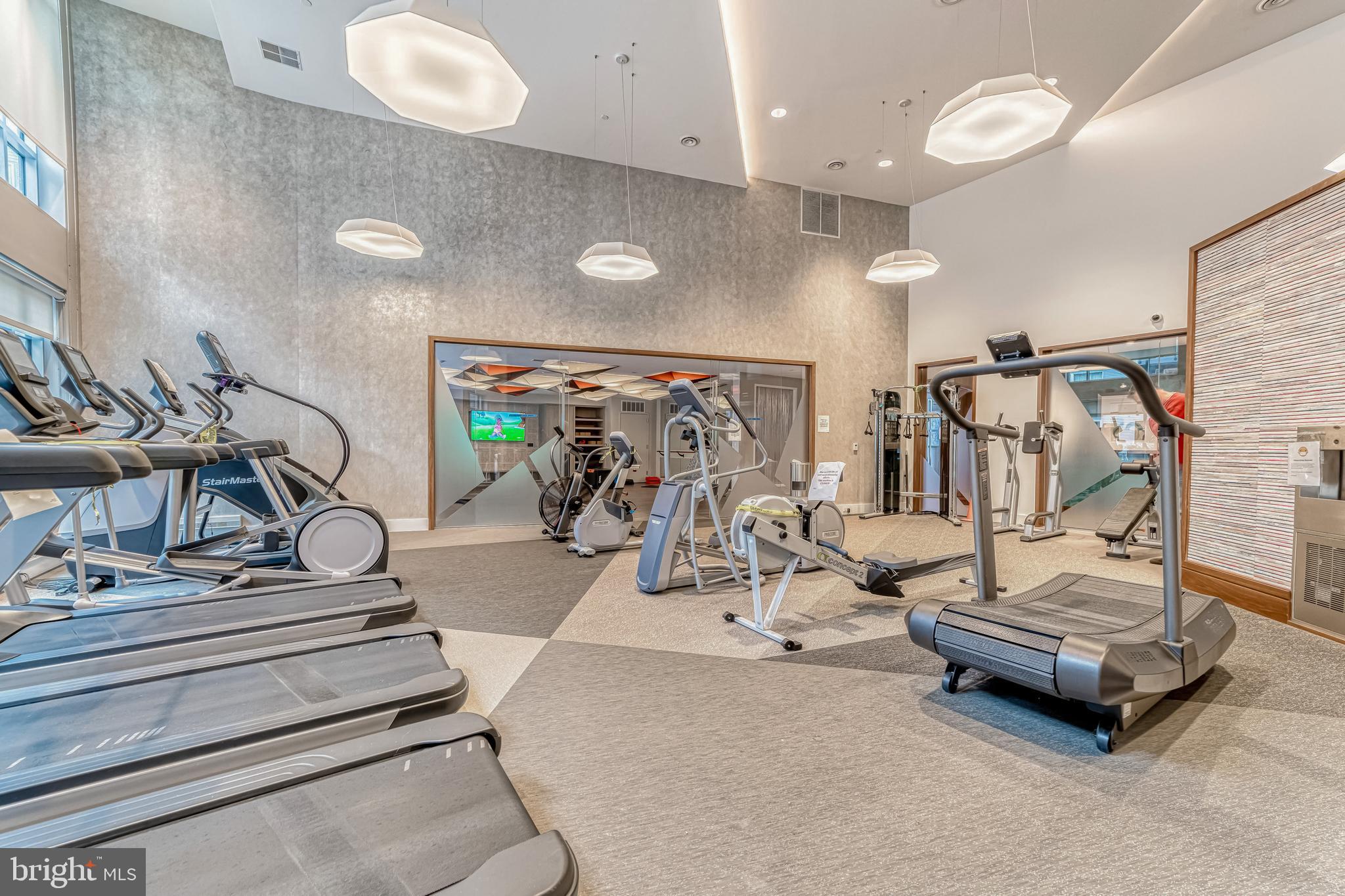 NATIONAL HARBOR - Residential Lease