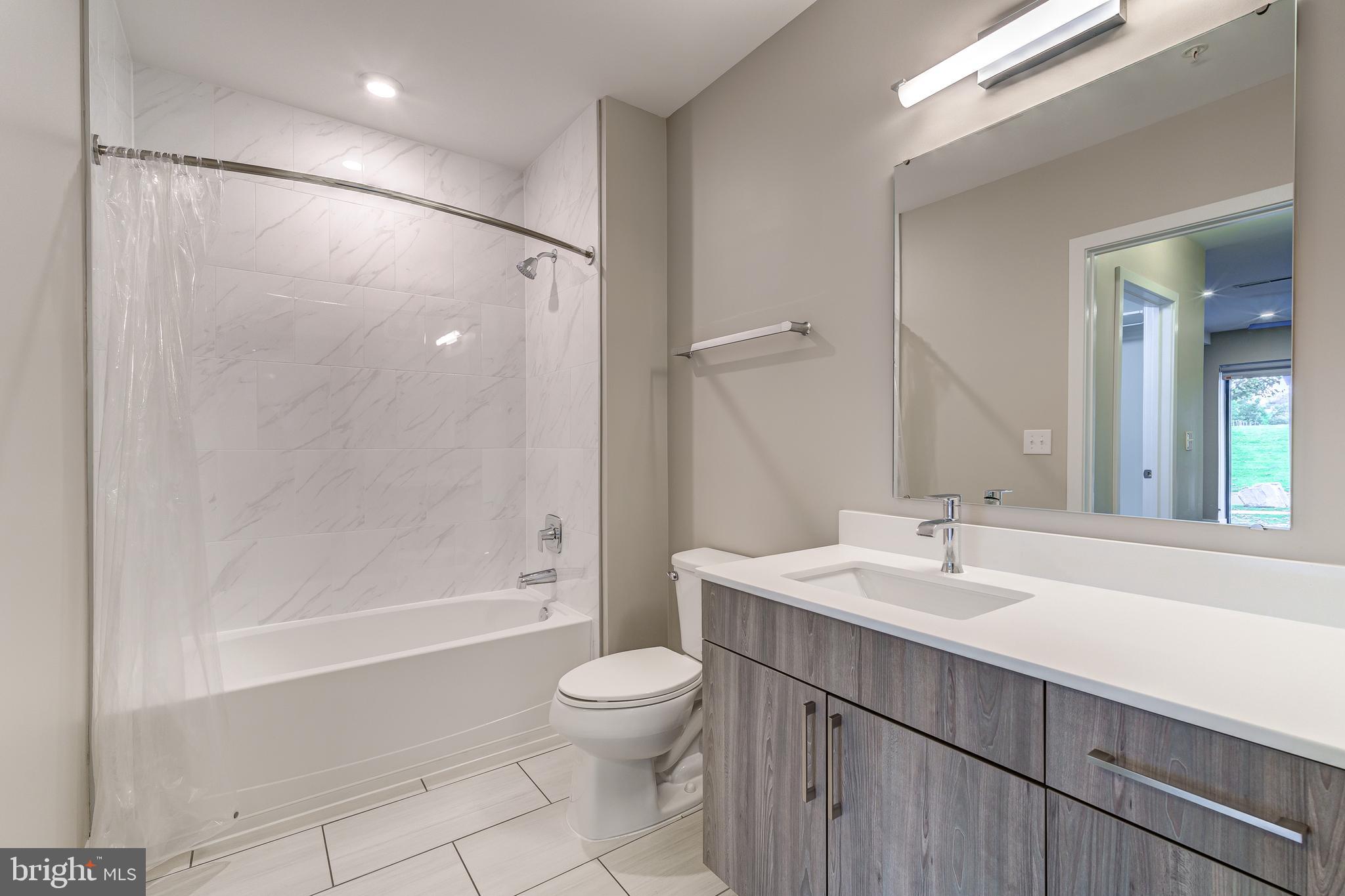 NATIONAL HARBOR - Residential Lease