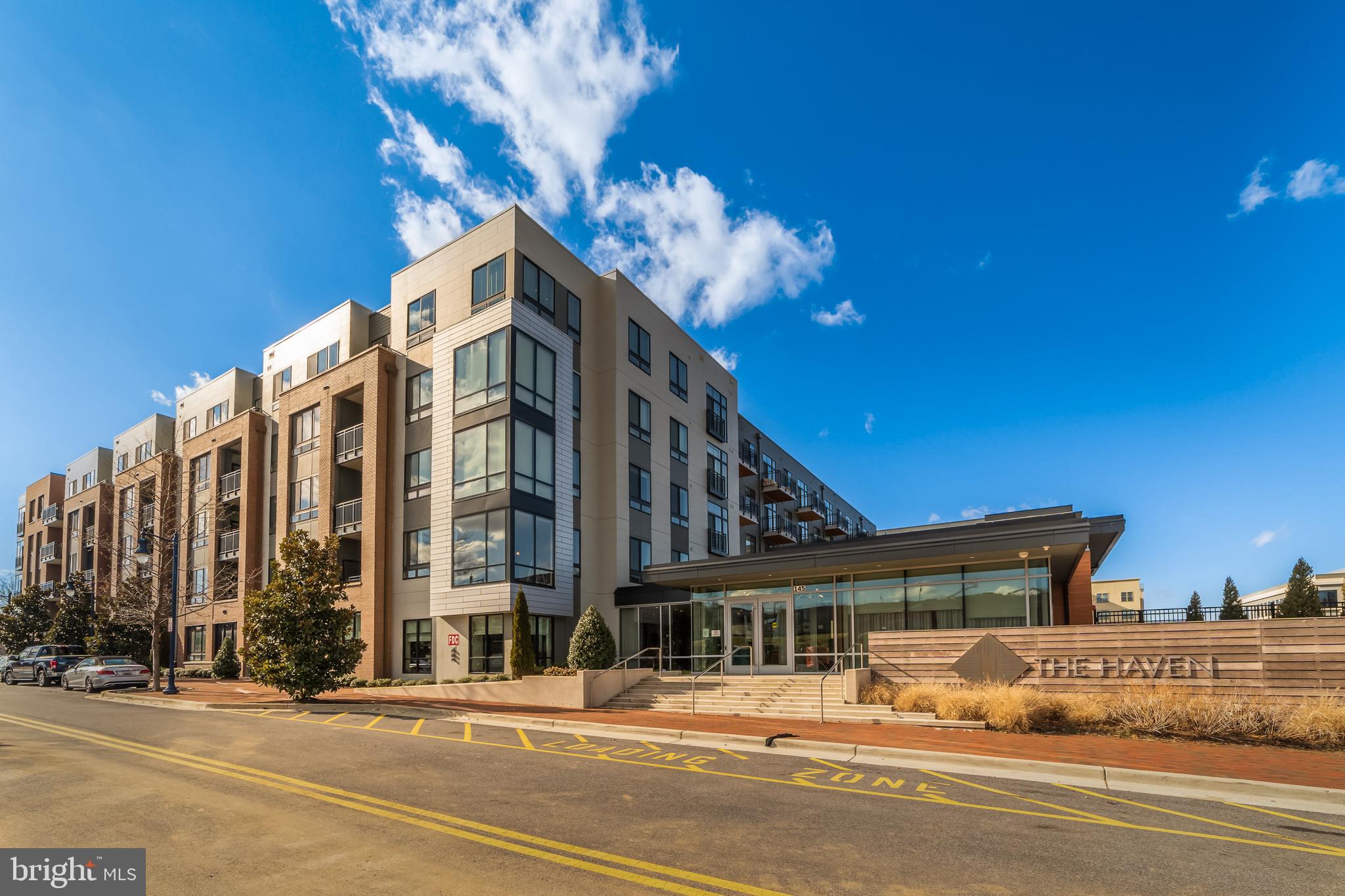 NATIONAL HARBOR - Residential Lease