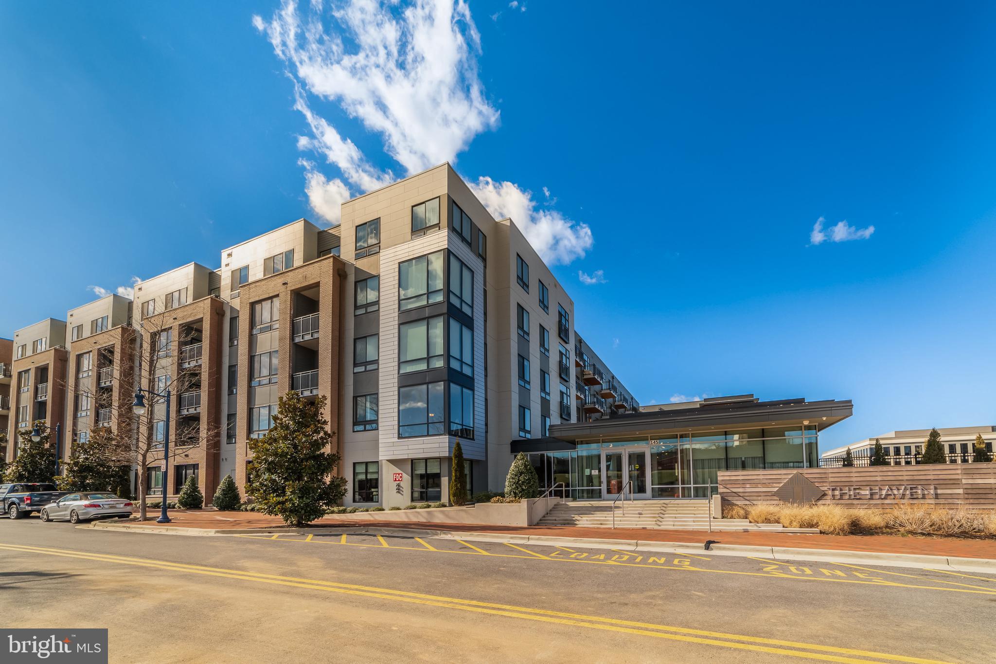 NATIONAL HARBOR - Residential Lease