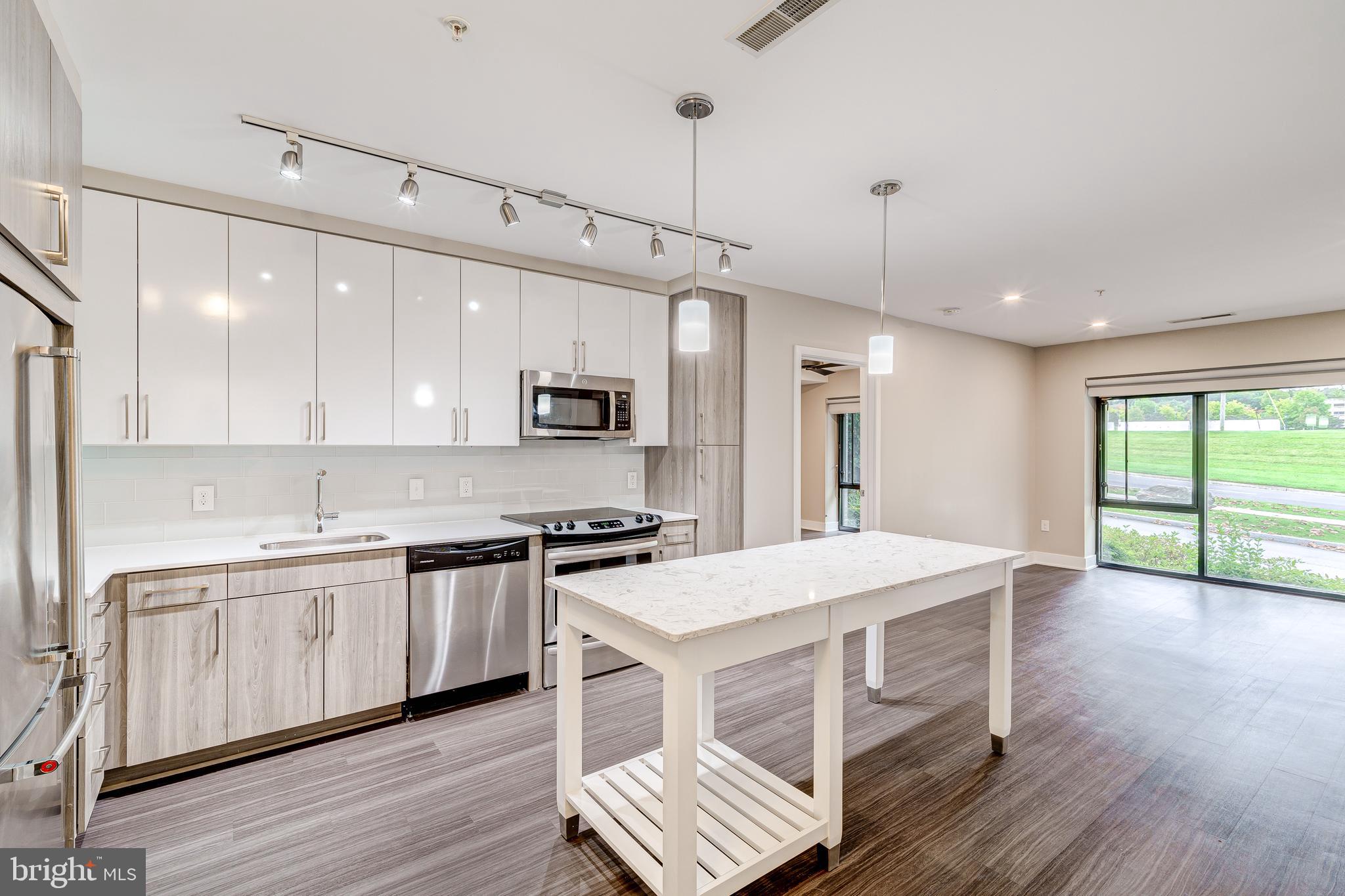 NATIONAL HARBOR - Residential Lease