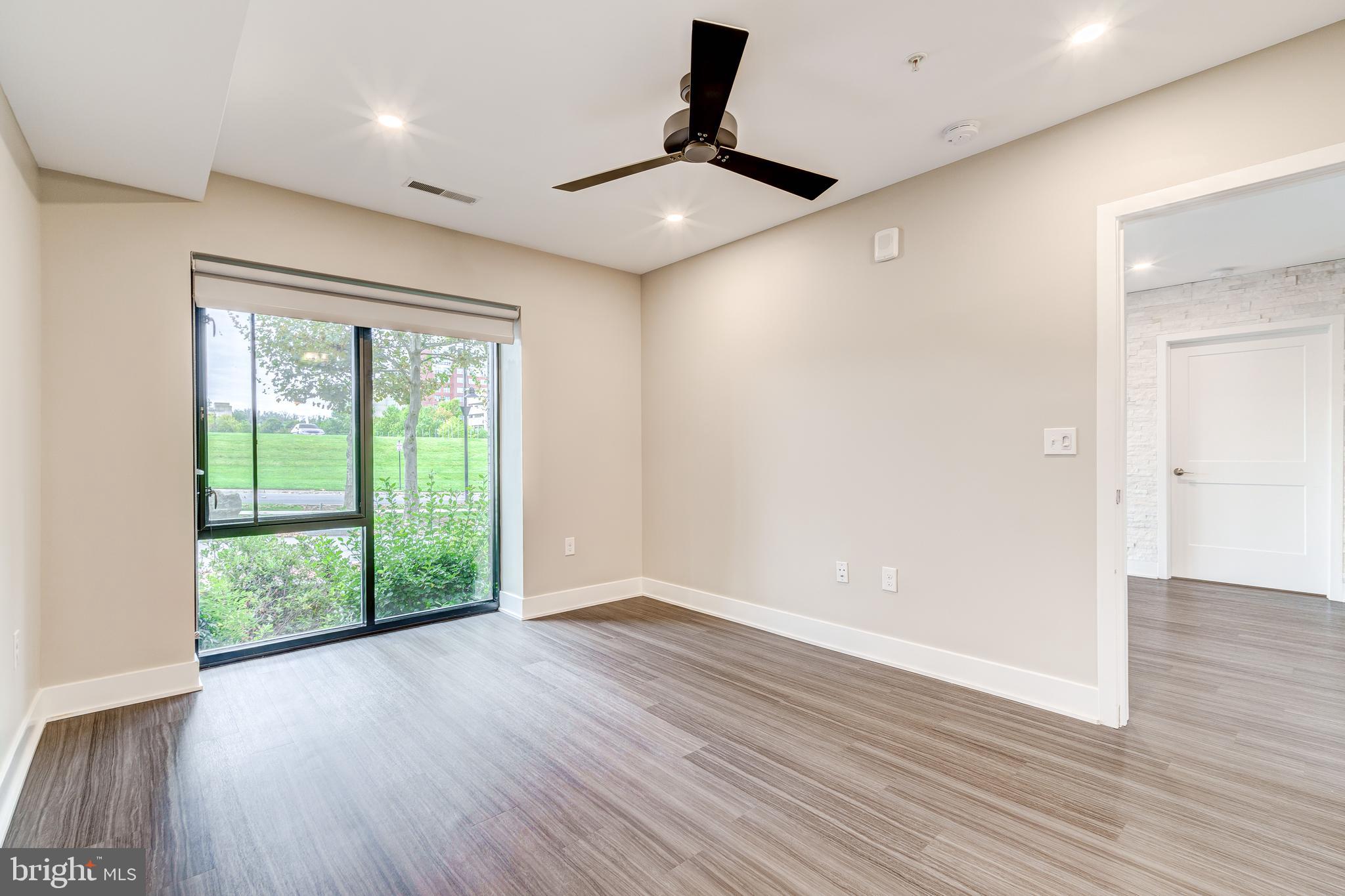 NATIONAL HARBOR - Residential Lease