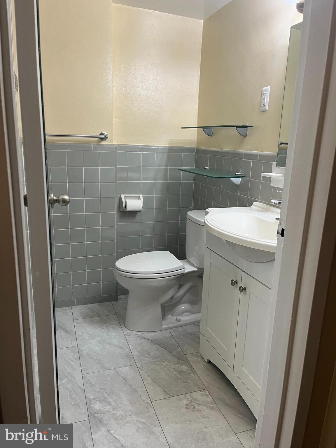 GROSVENOR PARK - Residential Lease