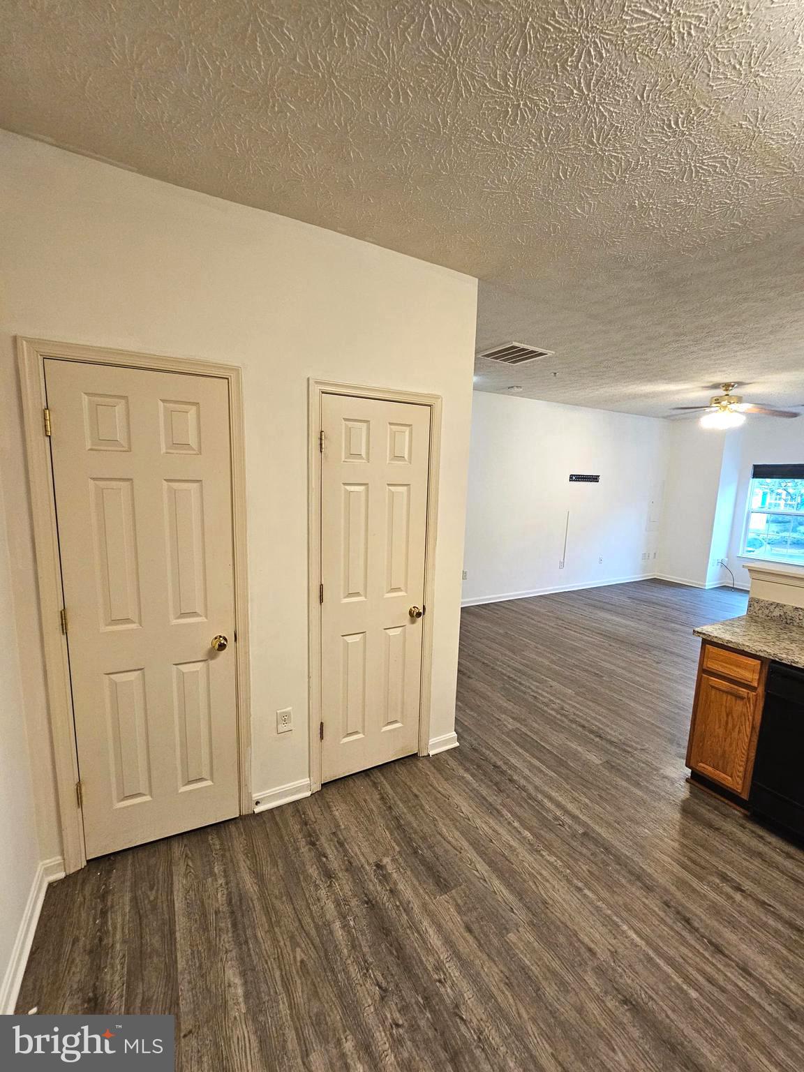 ASPEN PARK - Residential Lease