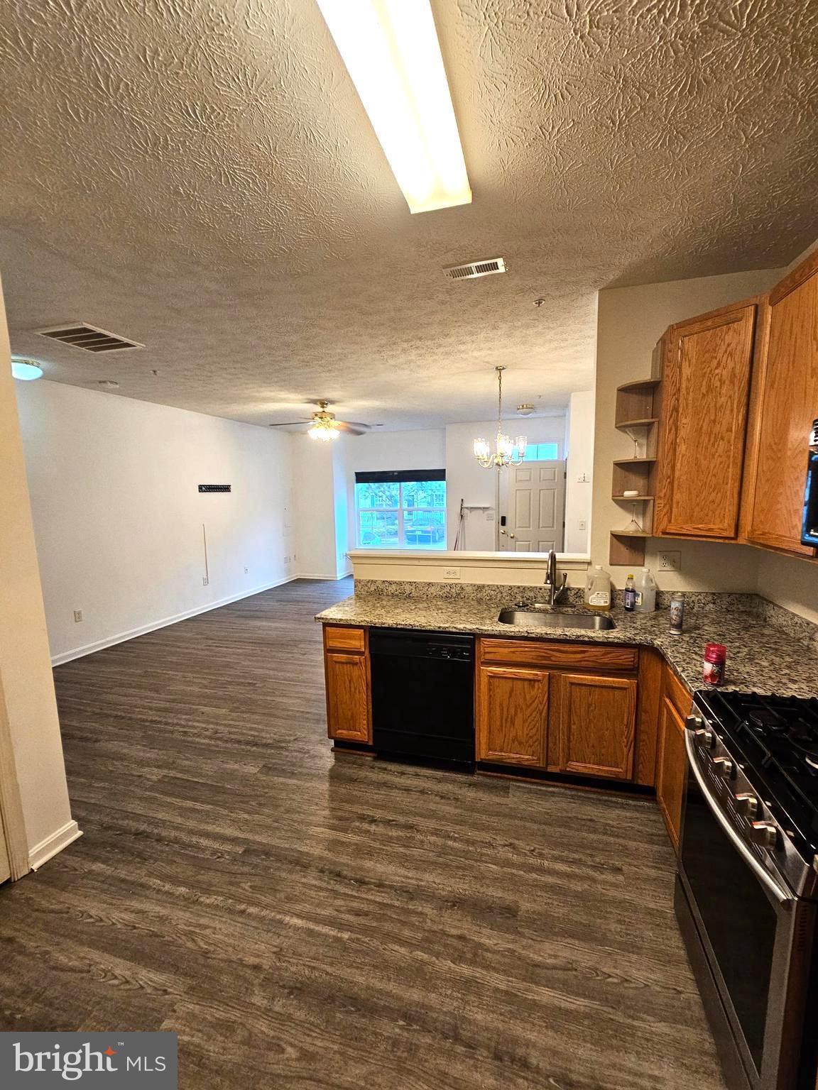 ASPEN PARK - Residential Lease