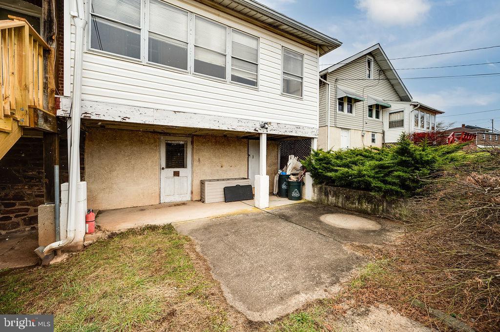 NONE AVAILABLE - Residential Lease