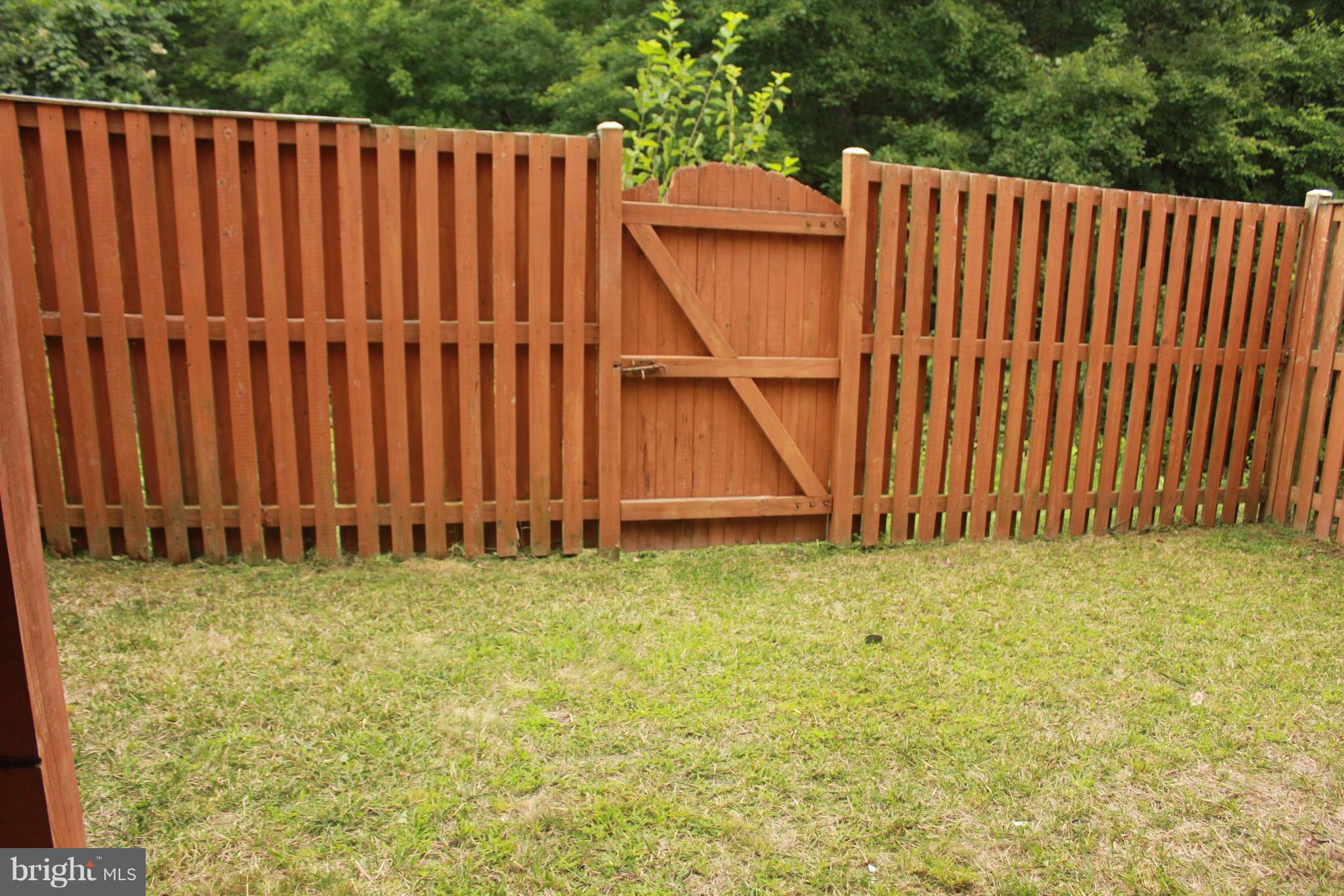 COMPTON VILLAGE - Residential