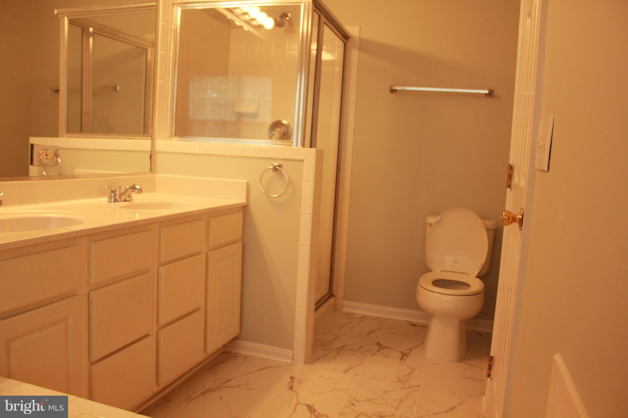 COMPTON VILLAGE - Residential