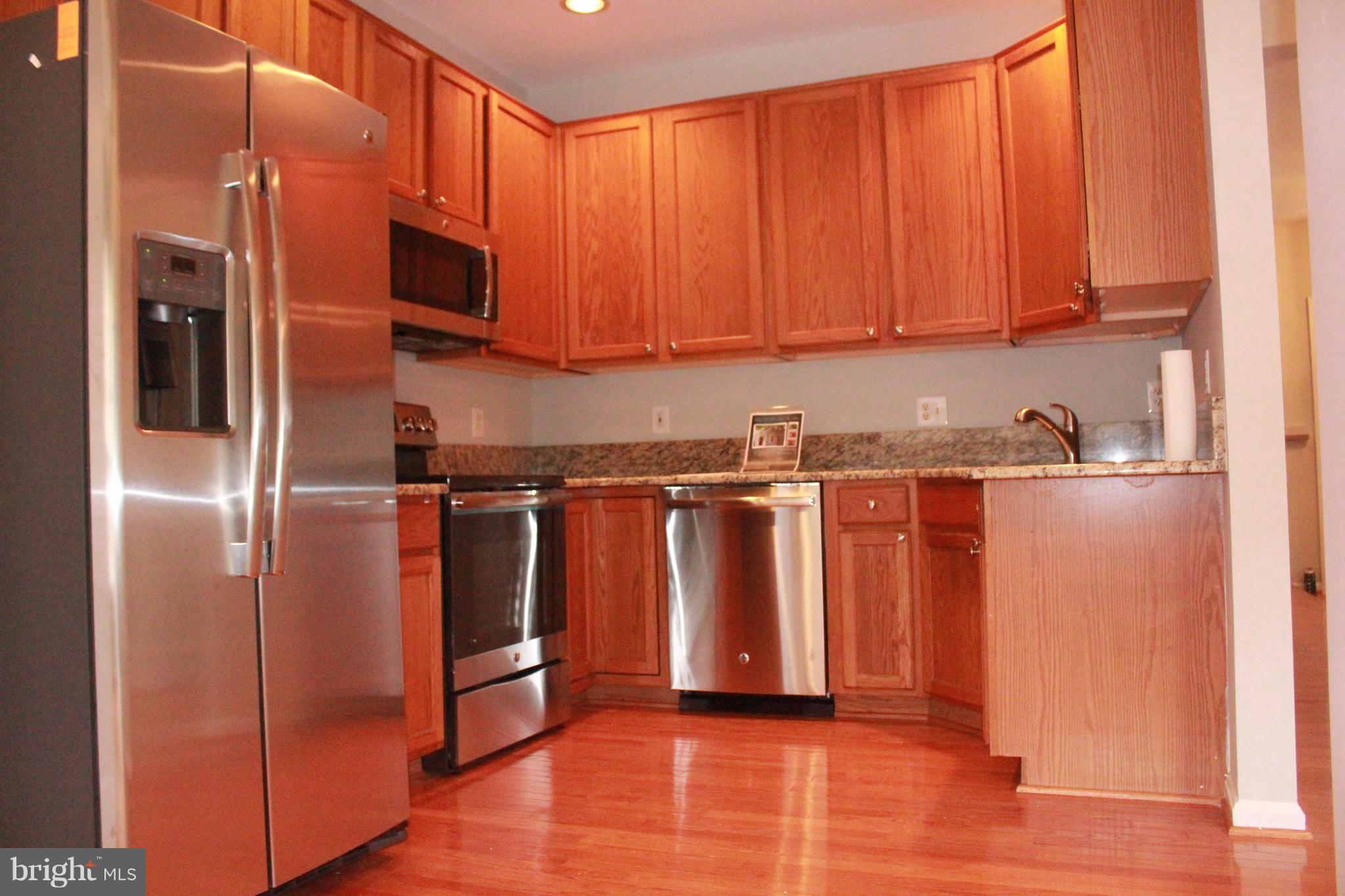 COMPTON VILLAGE - Residential