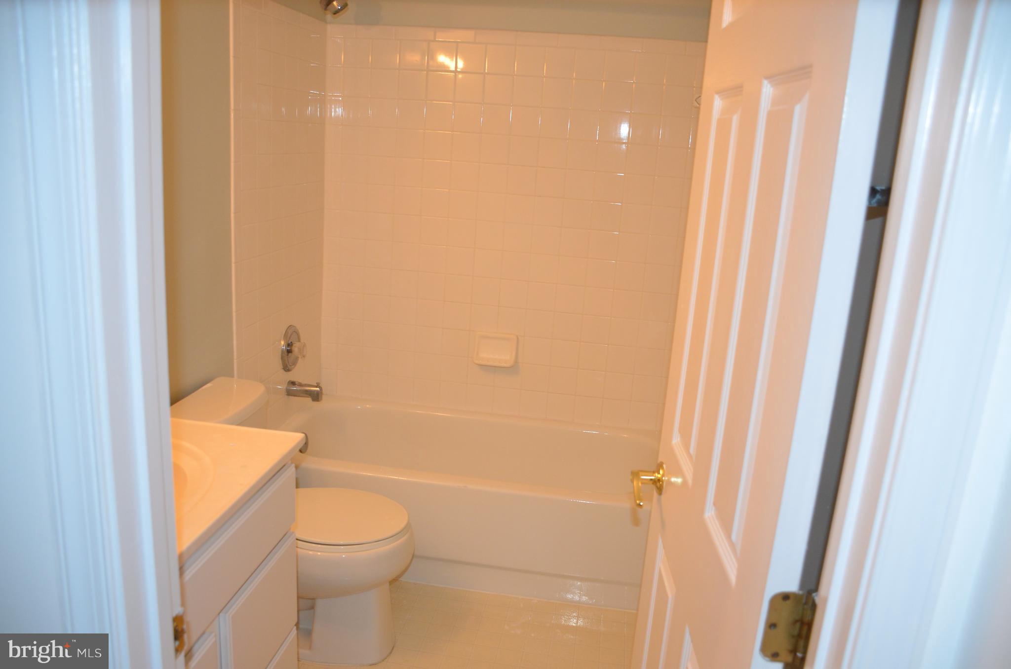 COMPTON VILLAGE - Residential