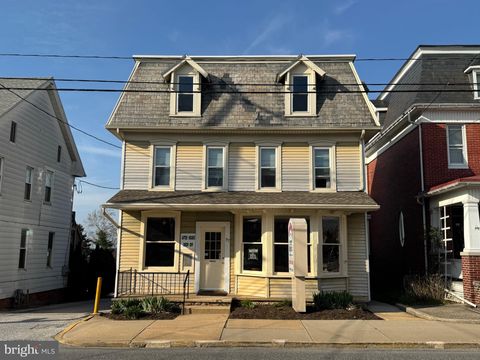 Photo of 37 W Main Street, DALLASTOWN, PA 17313 (MLS # PAYK2100722)