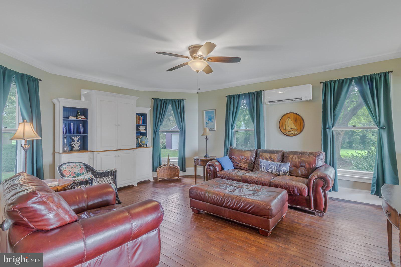 NO SUBDIVISION - Residential