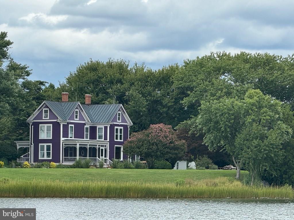 NO SUBDIVISION - Residential