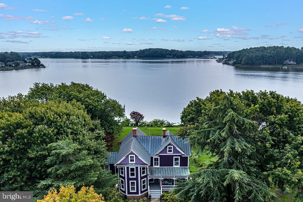 NO SUBDIVISION - Residential
