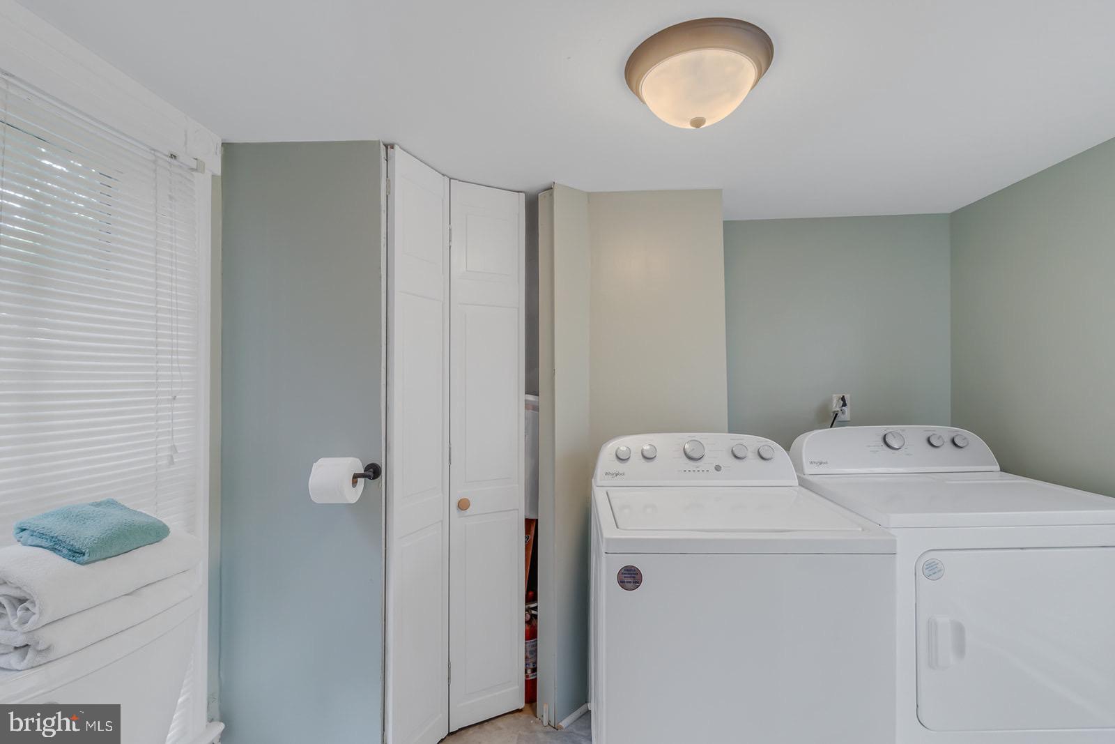 NO SUBDIVISION - Residential