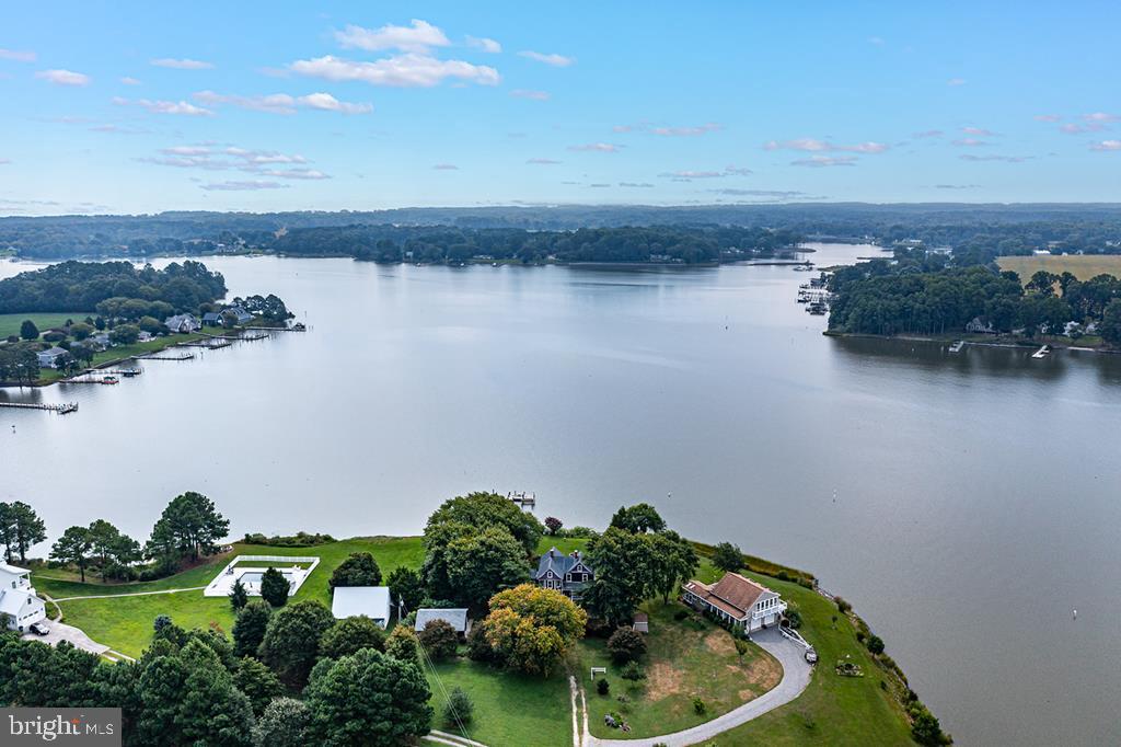 NO SUBDIVISION - Residential