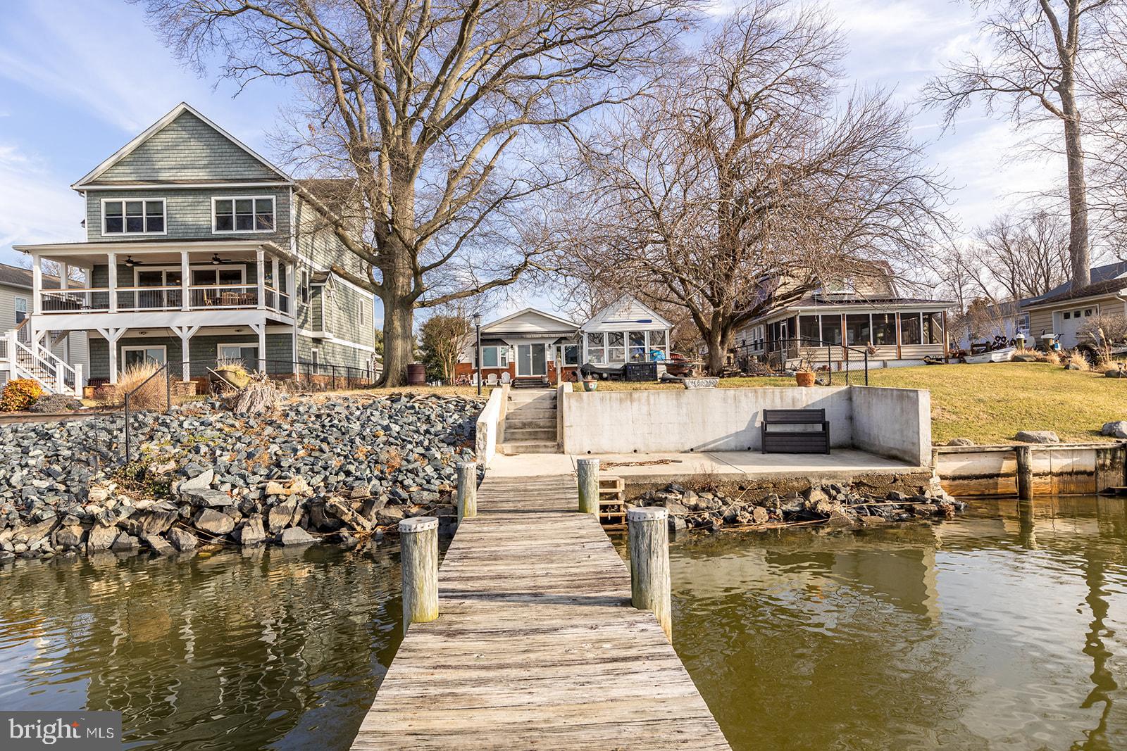 TWIN RIVER BEACH - Residential