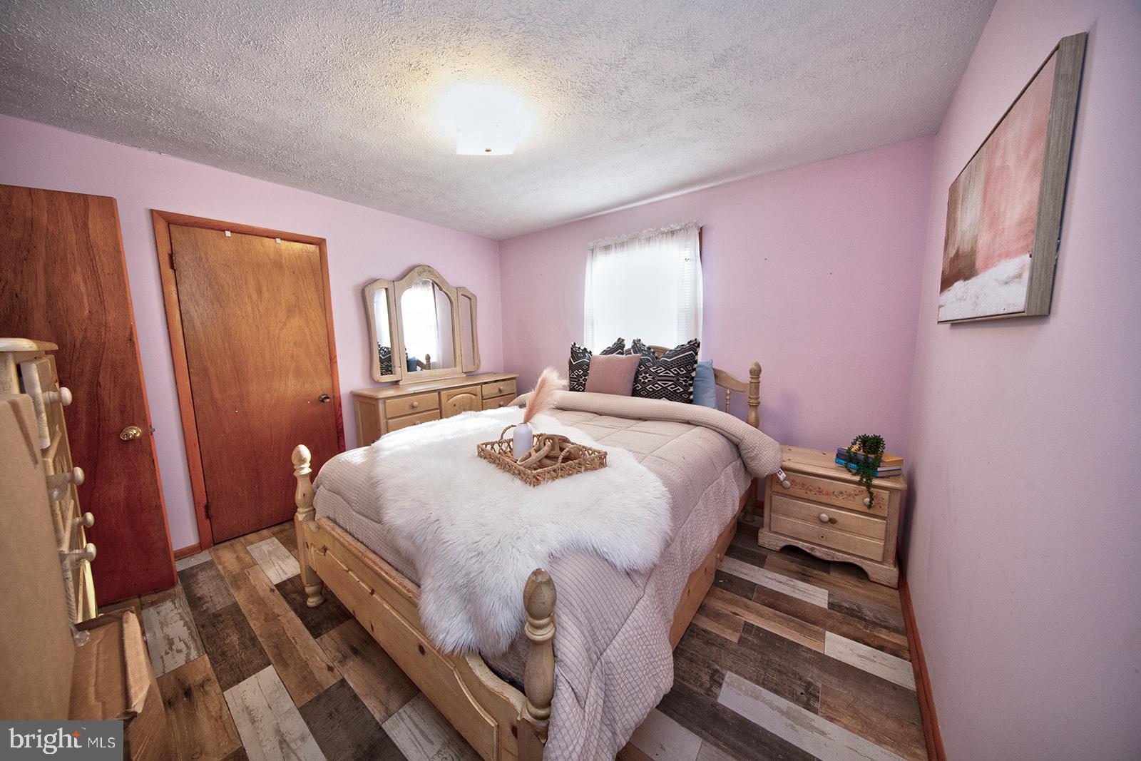 TWIN RIVER BEACH - Residential