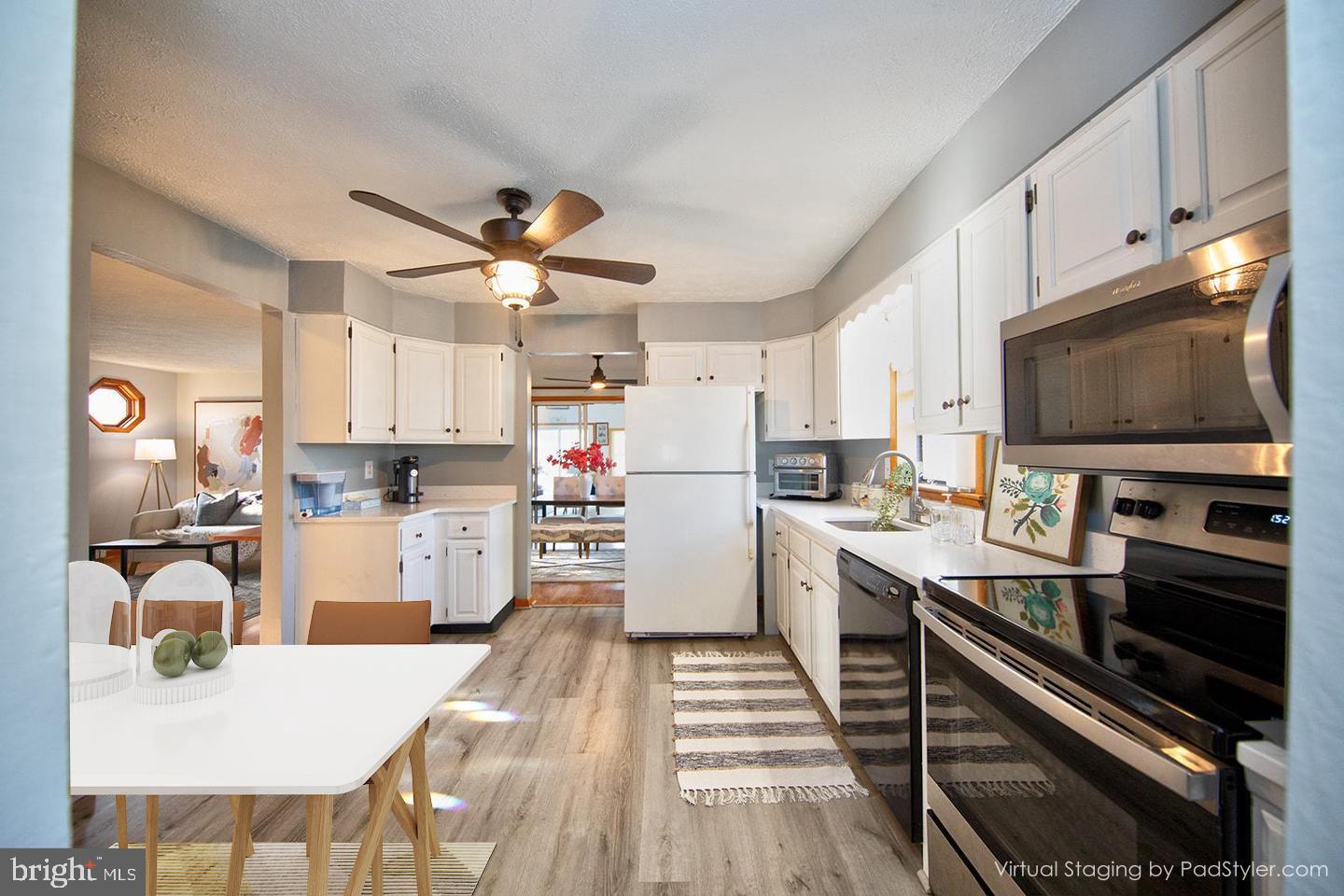 TWIN RIVER BEACH - Residential