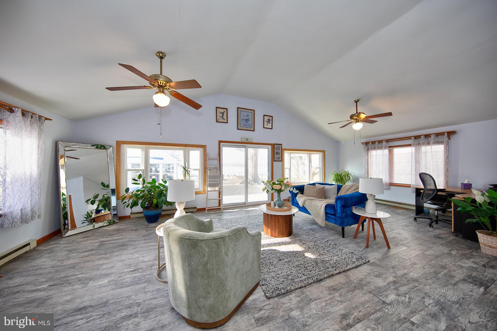 TWIN RIVER BEACH - Residential