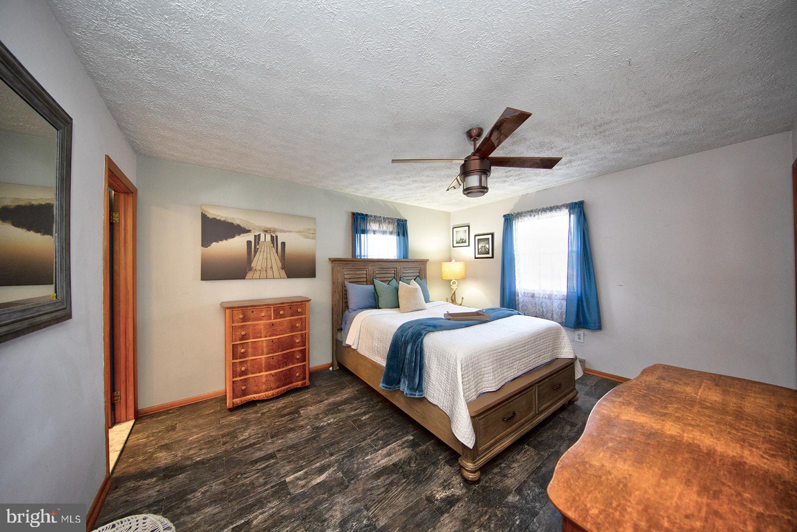 TWIN RIVER BEACH - Residential