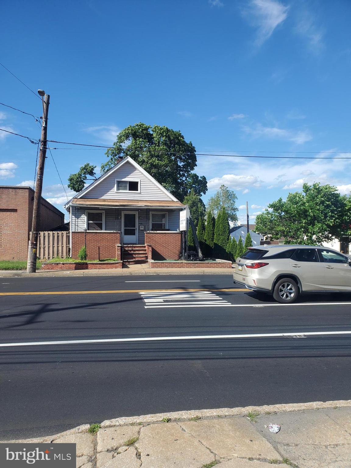 BROOKHAVEN - Residential