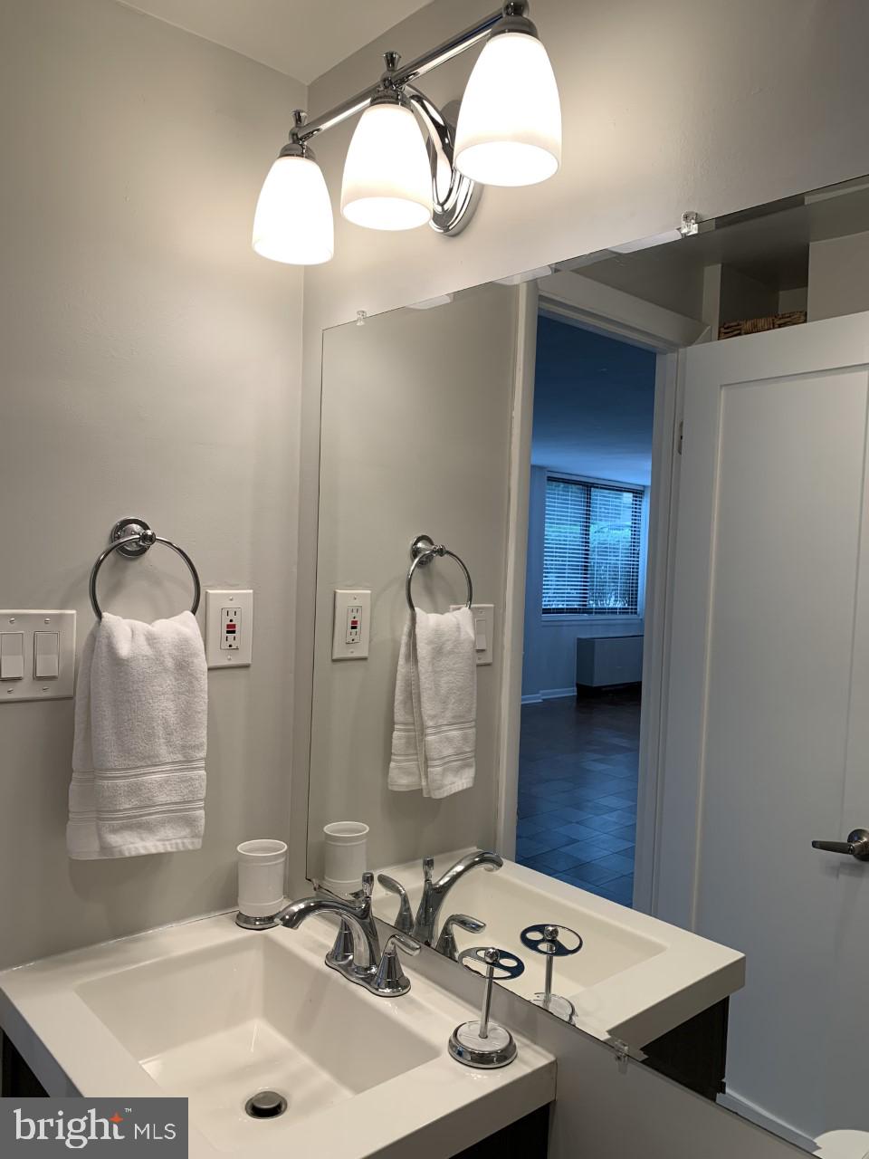 MADISON CONDOMINIUM - Residential Lease