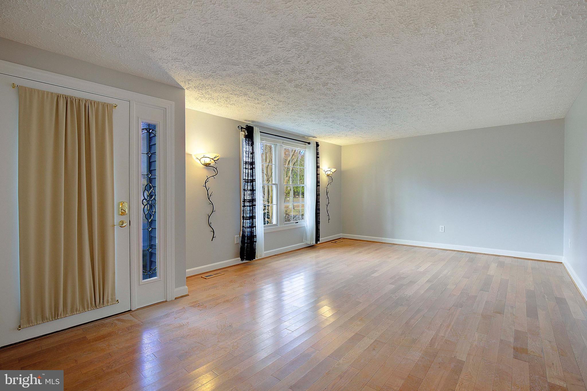 CLOVERFIELDS - Residential Lease